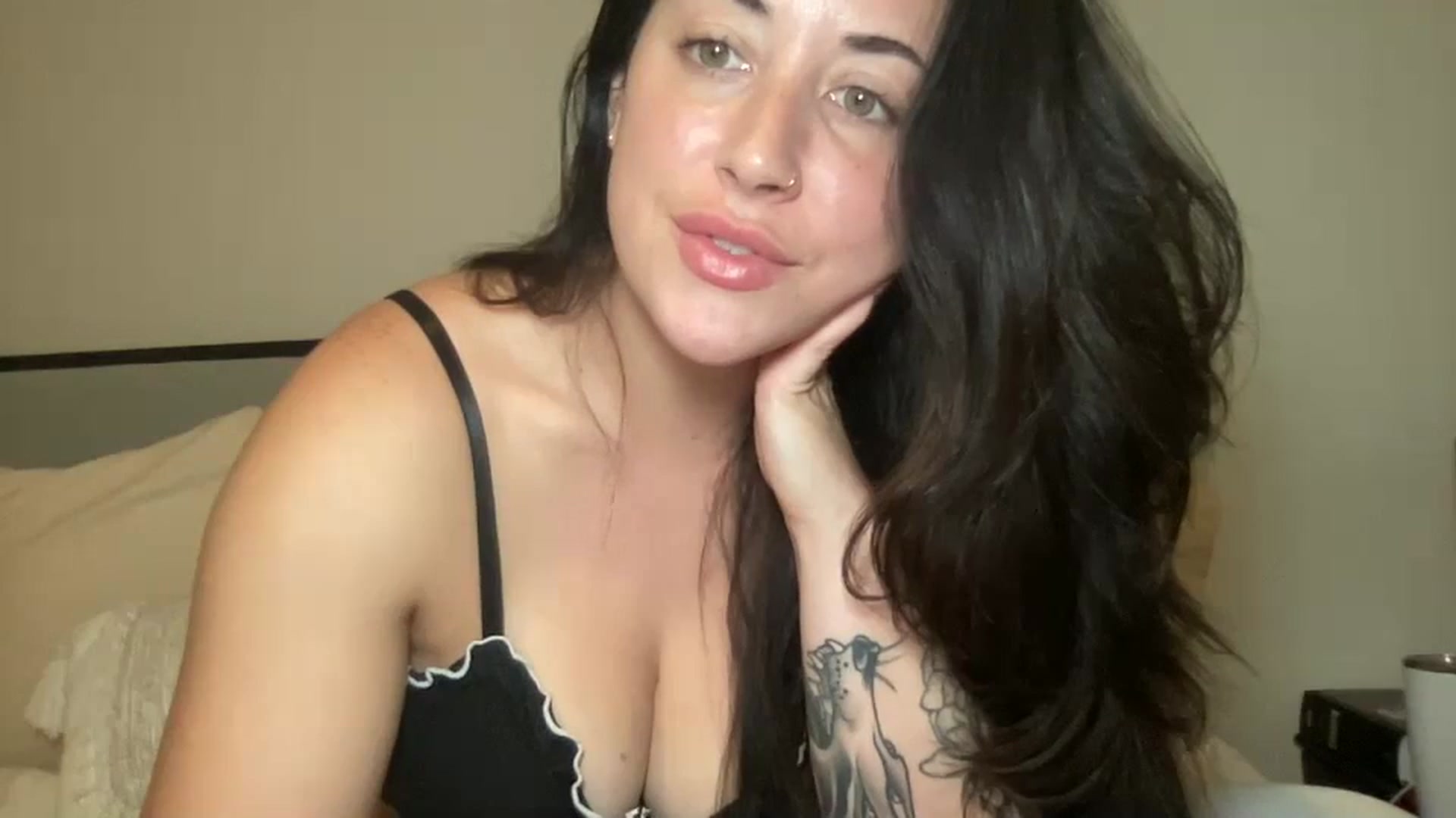 Gallery image thumbnail from EllaCakes's myfreecams stream on, 09/20/2023, 17:30 image 12 of 20
