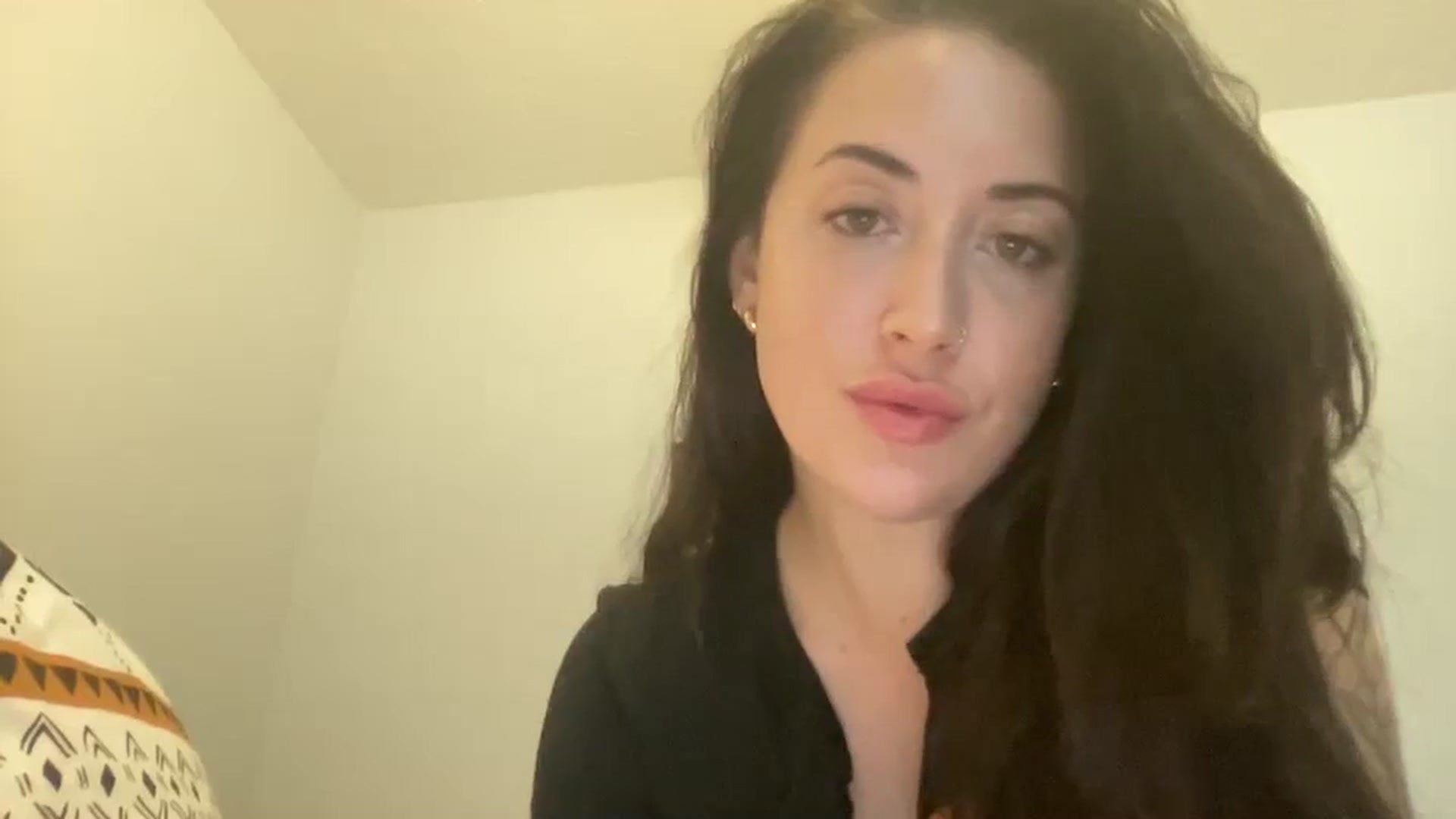 Gallery image thumbnail from EllaCakes's myfreecams stream on, 10/17/2023, 18:01 image 11 of 20