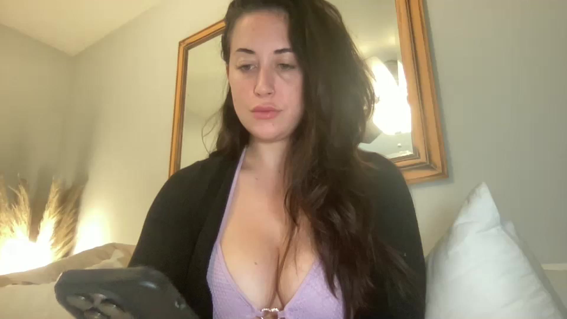 Gallery image thumbnail from EllaCakes's myfreecams stream on, 10/19/2023, 18:52 image 17 of 20