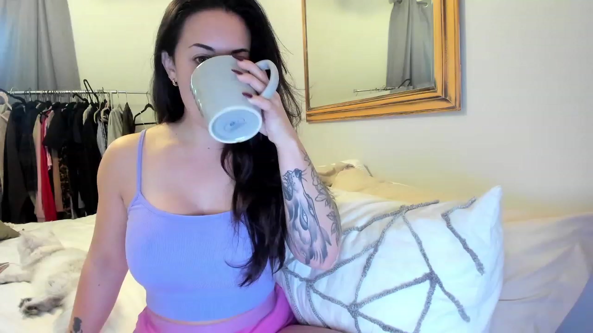Gallery image thumbnail from EllaCakes's myfreecams stream on, 10/30/2023, 17:30 image 2 of 20