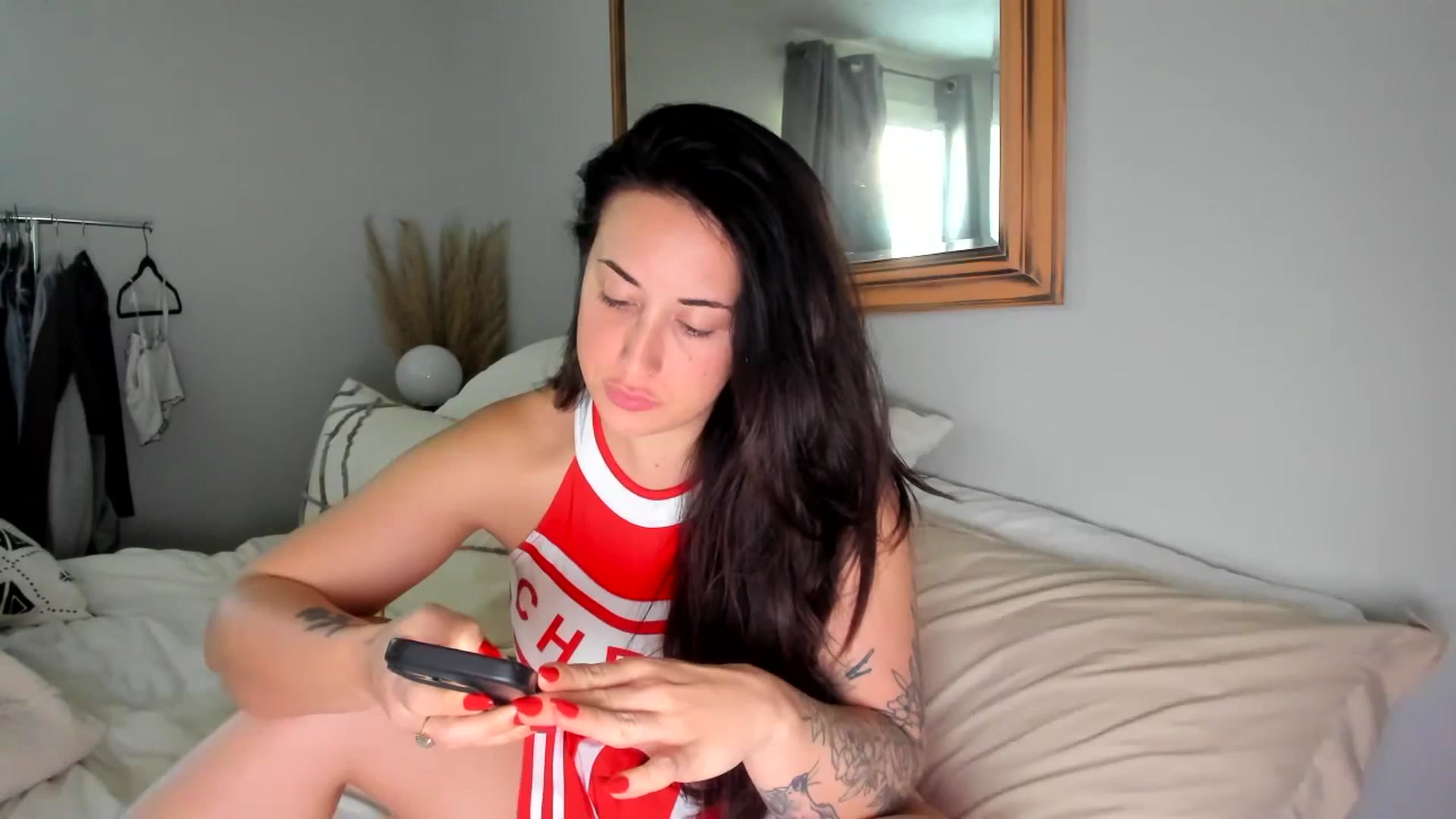 Gallery image thumbnail from EllaCakes's myfreecams stream on, 10/31/2023, 20:12 image 7 of 20