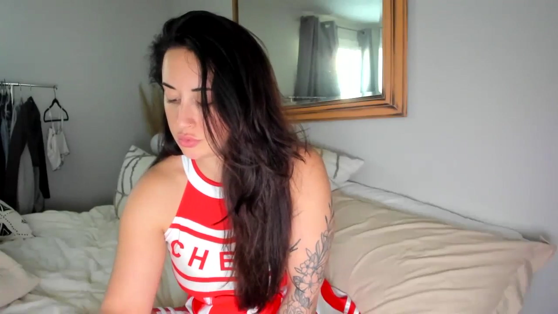 Gallery image thumbnail from EllaCakes's myfreecams stream on, 10/31/2023, 20:12 image 16 of 20