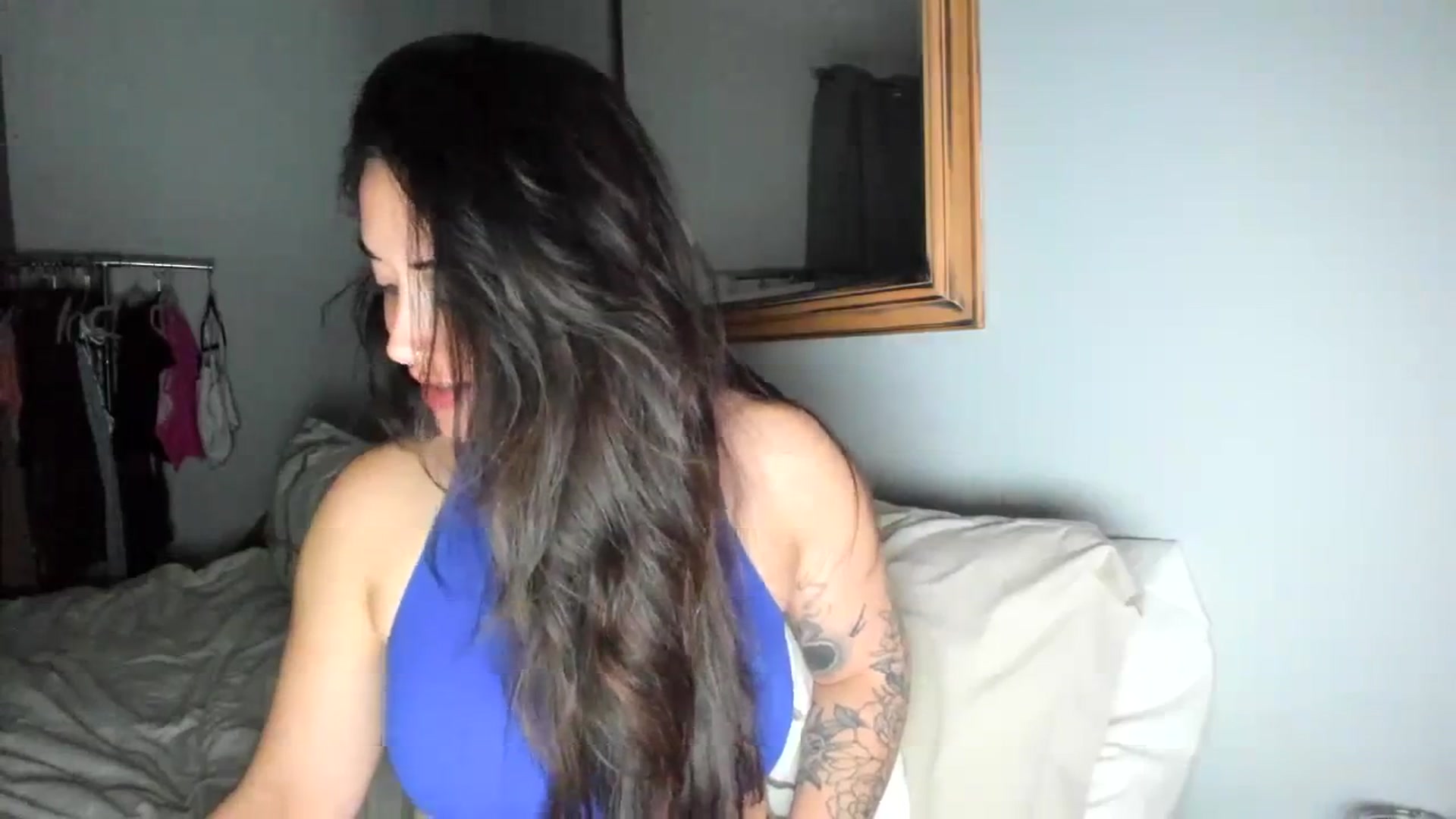Gallery image thumbnail from EllaCakes's myfreecams stream on, 11/13/2023, 23:05 image 19 of 20