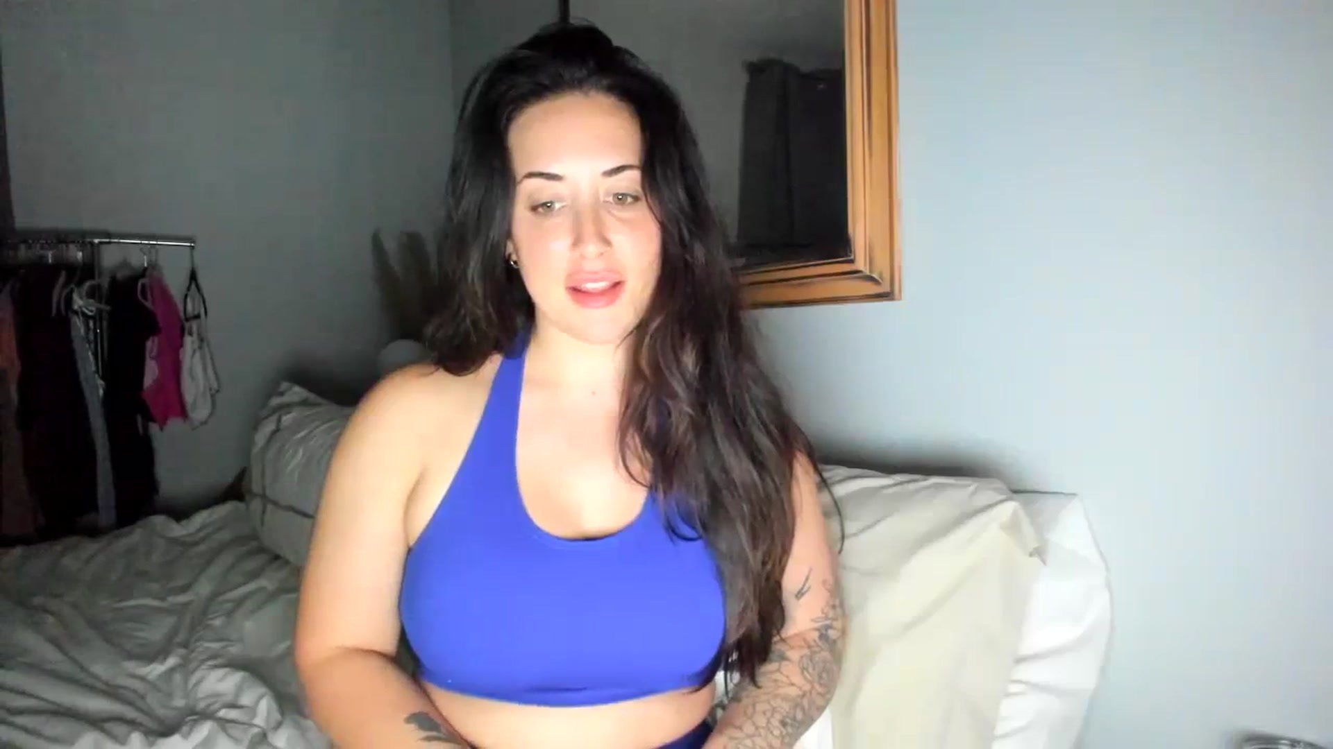 Gallery image thumbnail from EllaCakes's myfreecams stream on, 11/13/2023, 23:05 image 9 of 20