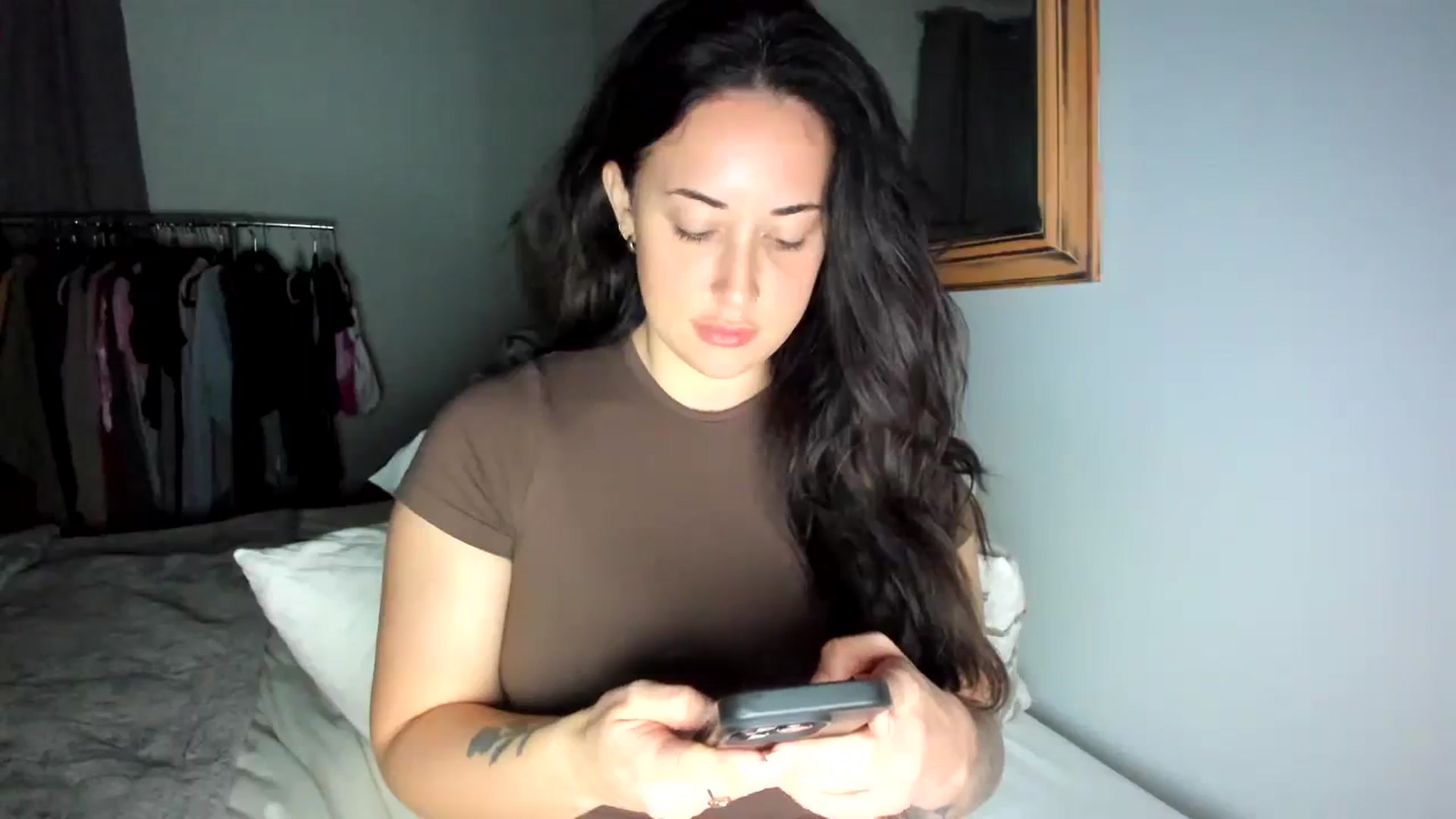Gallery image thumbnail from EllaCakes's myfreecams stream on, 11/26/2023, 21:42 image 6 of 20