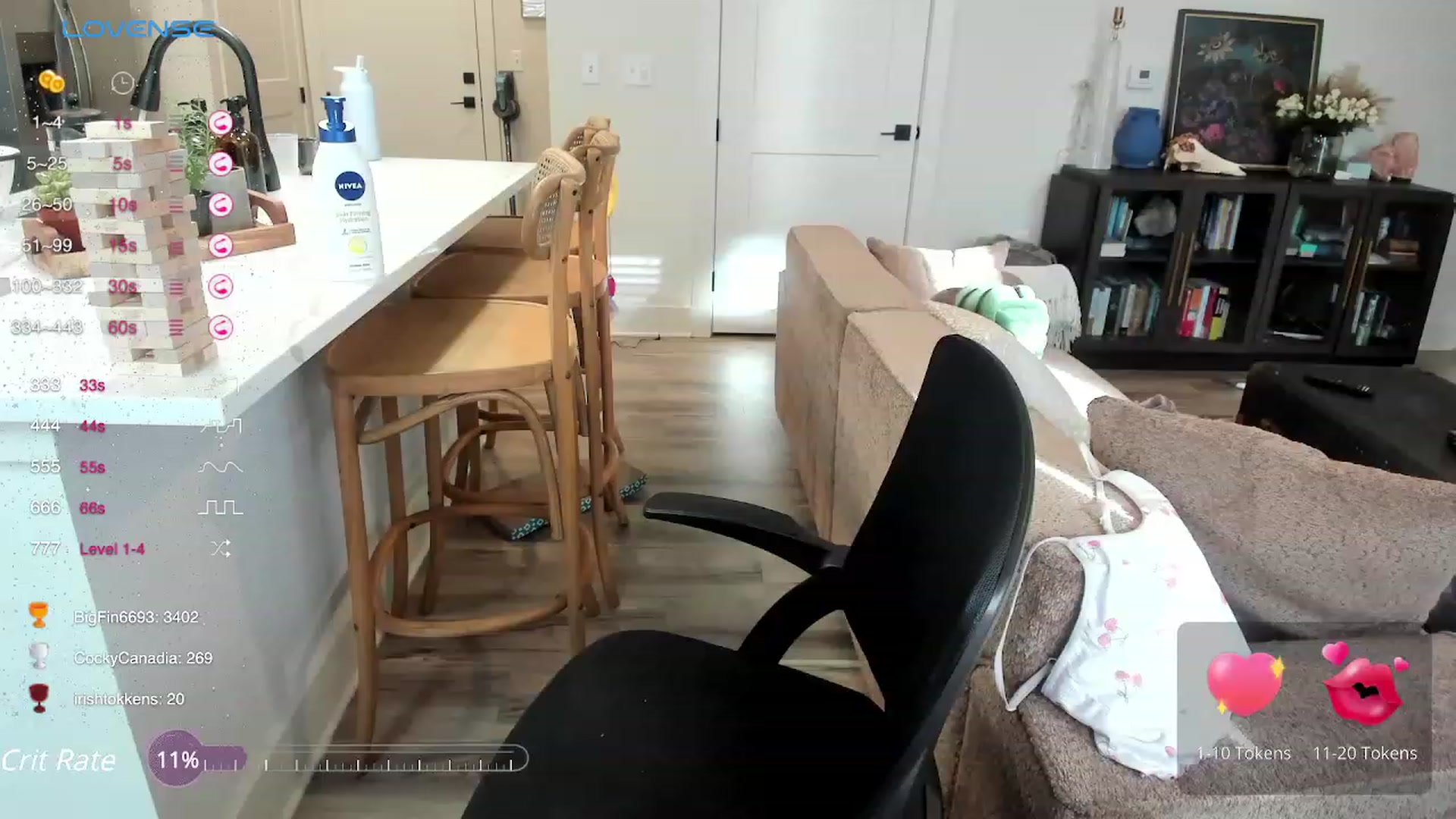 Gallery image thumbnail from EllaCakes's myfreecams stream on, 01/09/2024, 20:34 image 7 of 20