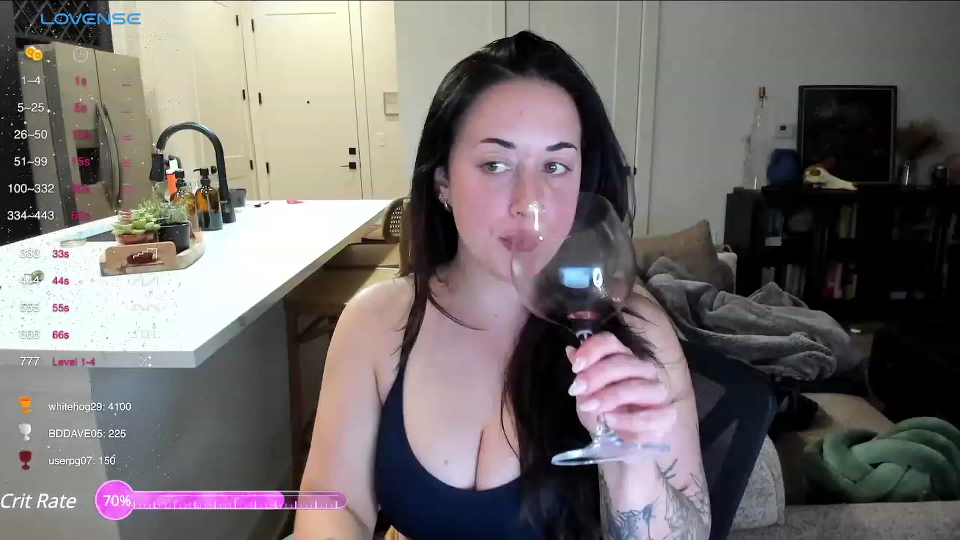 Gallery image thumbnail from EllaCakes's myfreecams stream on, 01/17/2024, 06:20 image 3 of 20