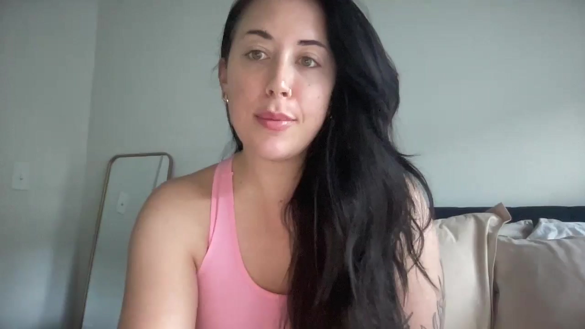 Gallery image thumbnail from EllaCakes's myfreecams stream on, 05/23/2024, 15:41 image 19 of 20