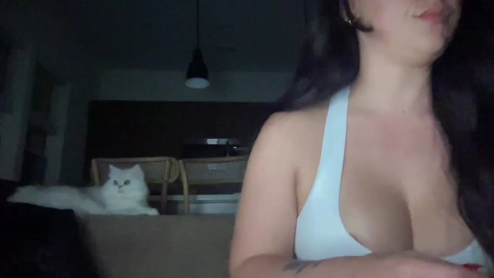 Gallery image thumbnail from EllaCakes's myfreecams stream on, 05/24/2024, 04:00 image 16 of 20