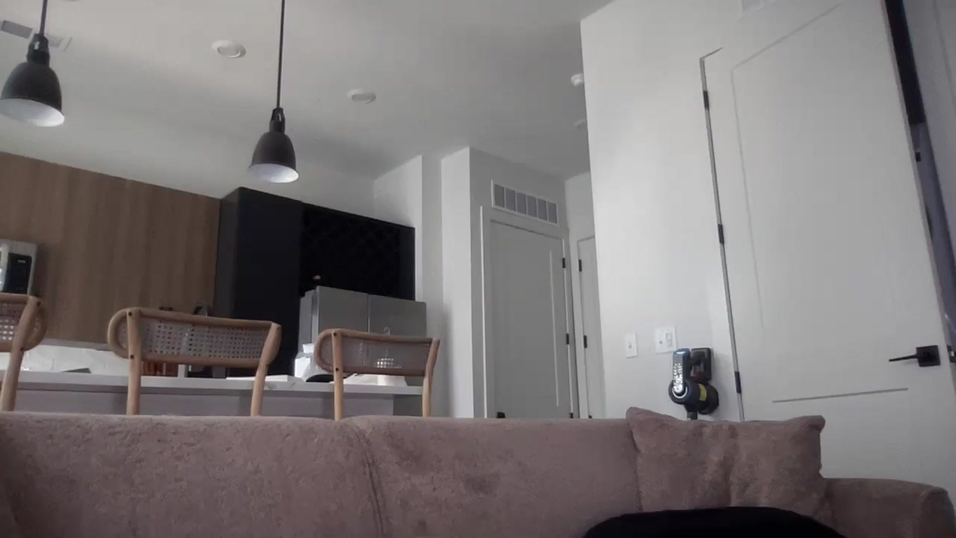 Gallery image thumbnail from EllaCakes's myfreecams stream on, 05/29/2024, 17:54 image 19 of 20