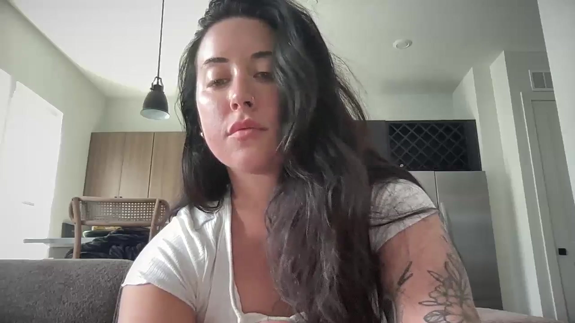 Gallery image thumbnail from EllaCakes's myfreecams stream on, 06/03/2024, 20:11 image 18 of 20