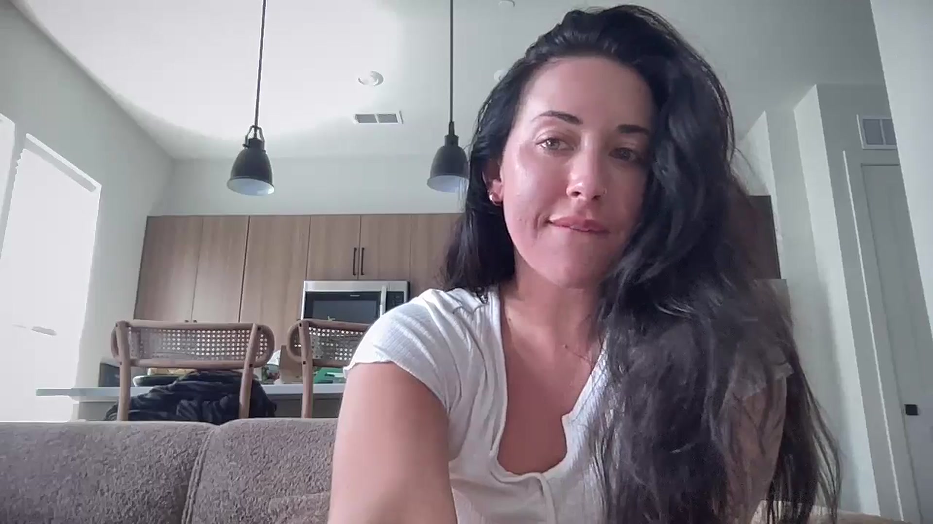 Gallery image thumbnail from EllaCakes's myfreecams stream on, 06/03/2024, 20:11 image 17 of 20