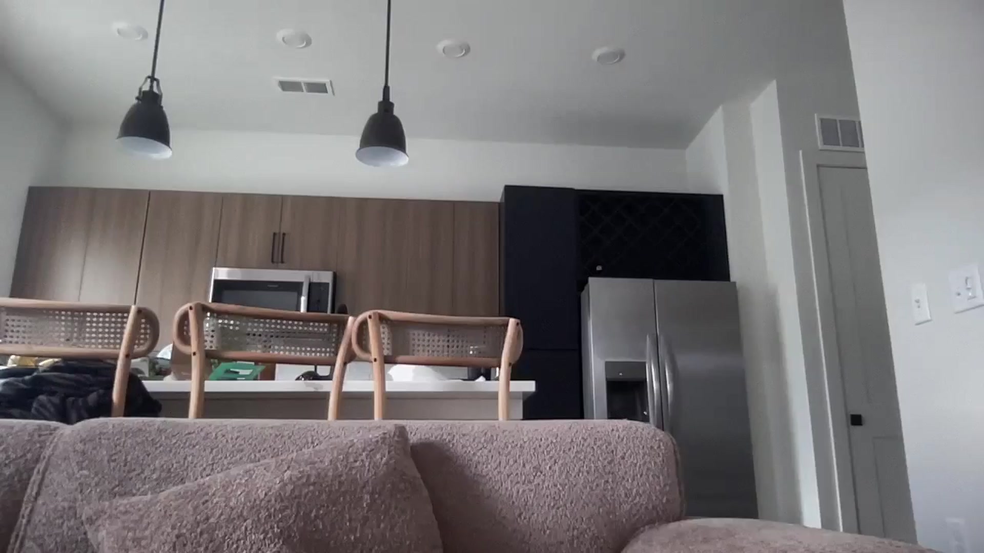 Gallery image thumbnail from EllaCakes's myfreecams stream on, 06/03/2024, 21:46 image 20 of 20