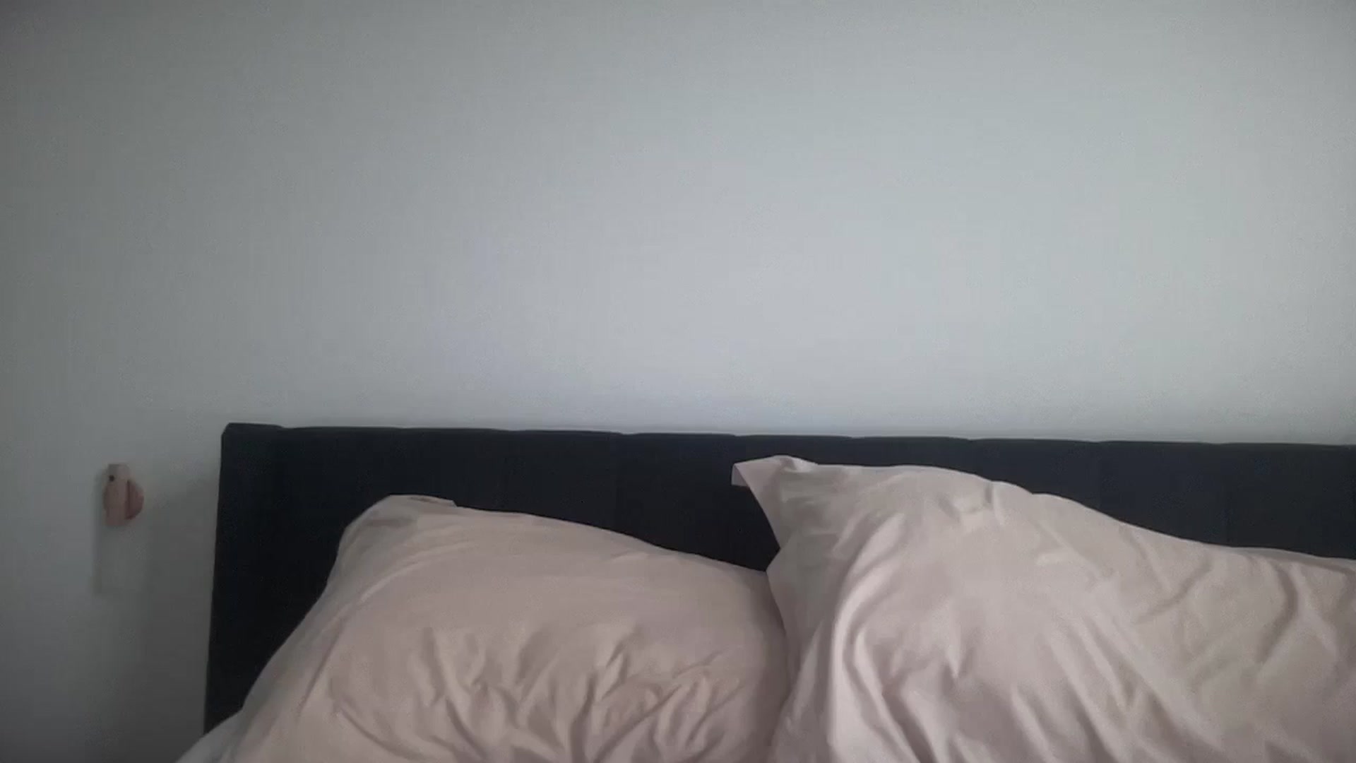 Gallery image thumbnail from EllaCakes's myfreecams stream on, 06/19/2024, 20:33 image 18 of 20