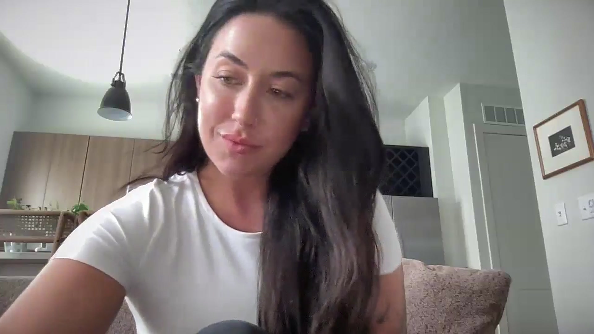Gallery image thumbnail from EllaCakes's myfreecams stream on, 06/26/2024, 20:16 image 2 of 20