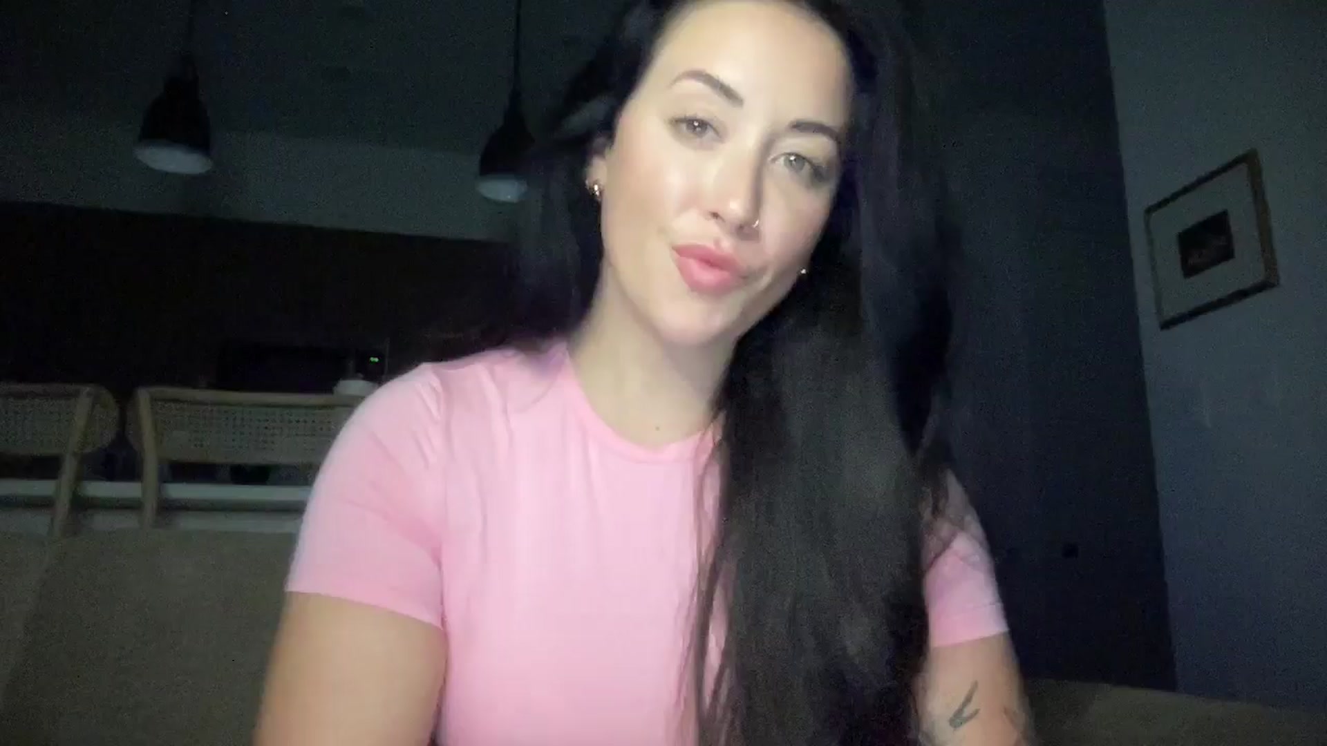 Gallery image thumbnail from EllaCakes's myfreecams stream on, 08/22/2024, 02:37 image 12 of 20