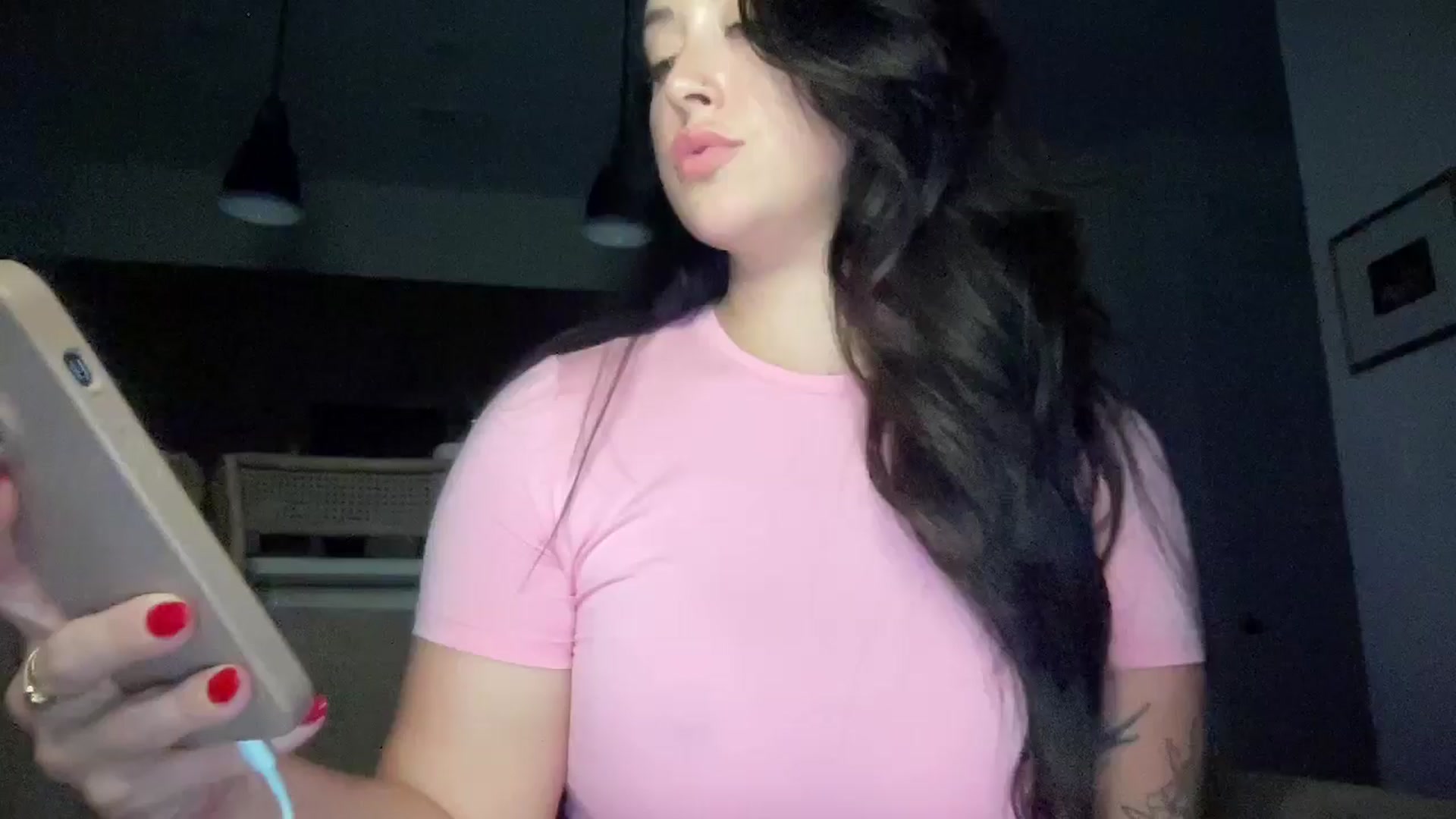 Gallery image thumbnail from EllaCakes's myfreecams stream on, 08/22/2024, 02:37 image 5 of 20