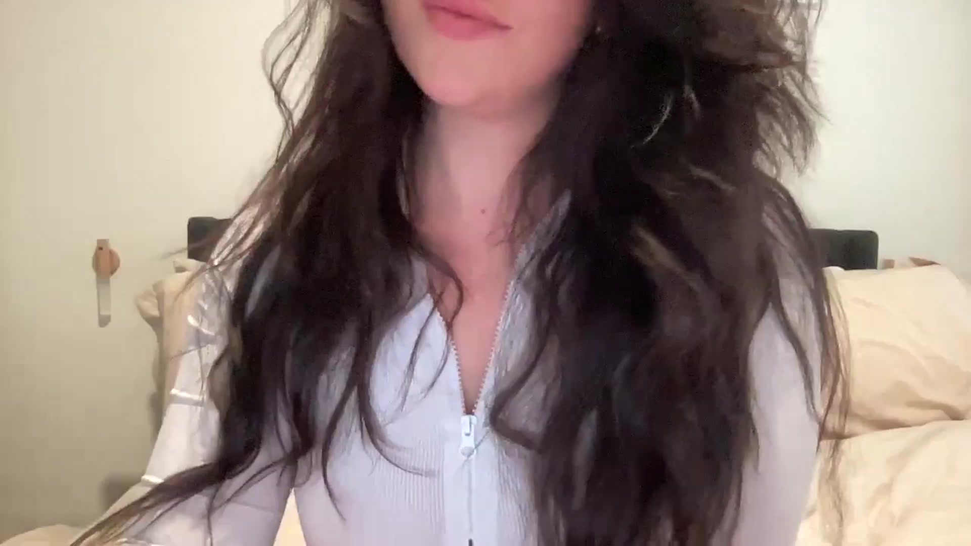 Gallery image thumbnail from EllaCakes's myfreecams stream on, 08/24/2024, 23:30 image 20 of 20