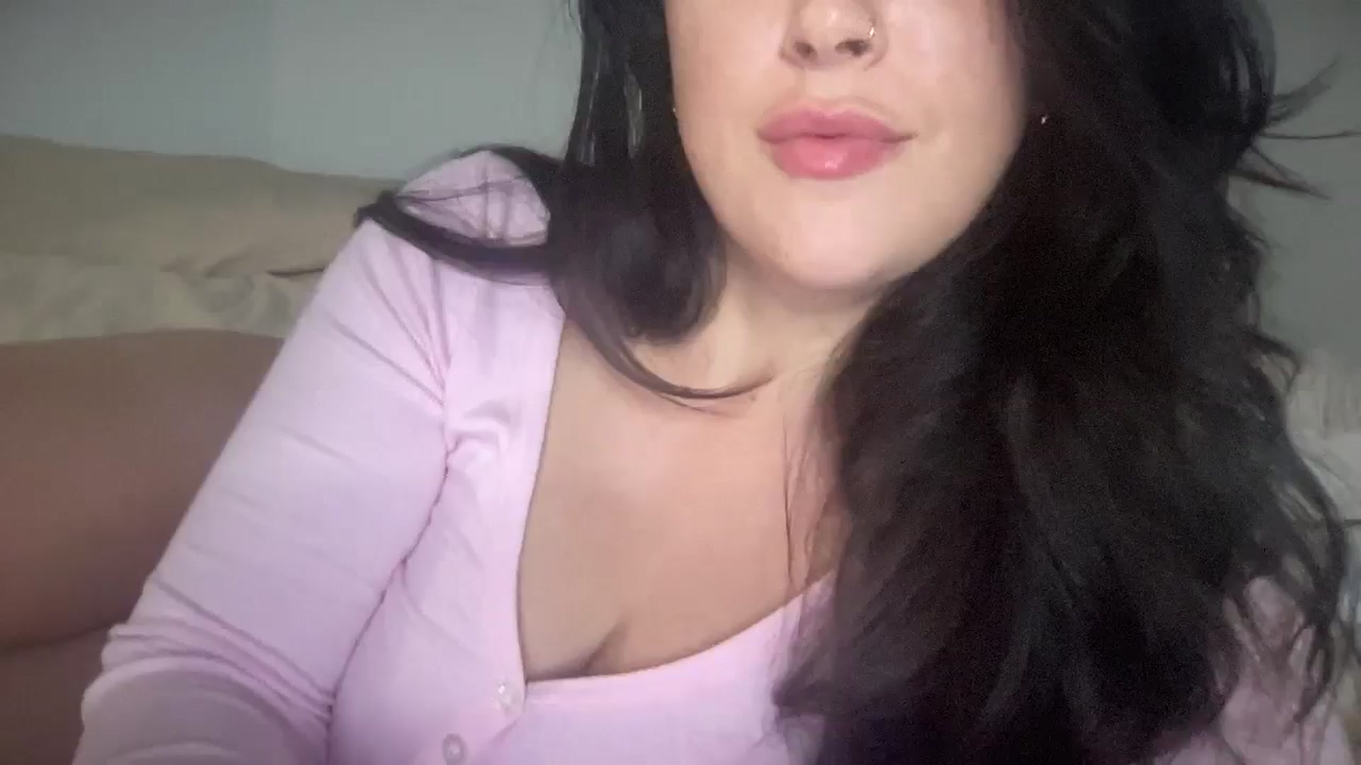 Gallery image thumbnail from EllaCakes's myfreecams stream on, 08/29/2024, 05:04 image 7 of 20