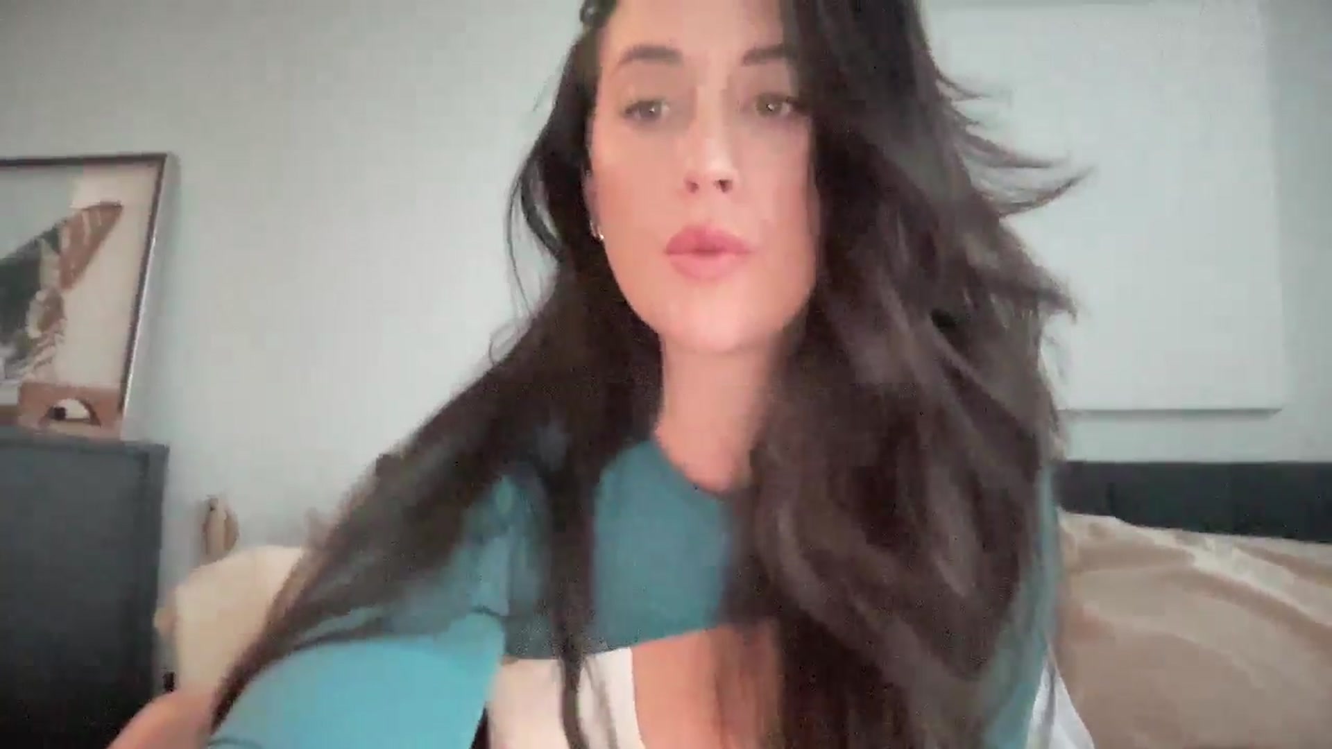 Gallery image thumbnail from EllaCakes's myfreecams stream on, 08/30/2024, 22:05 image 8 of 20