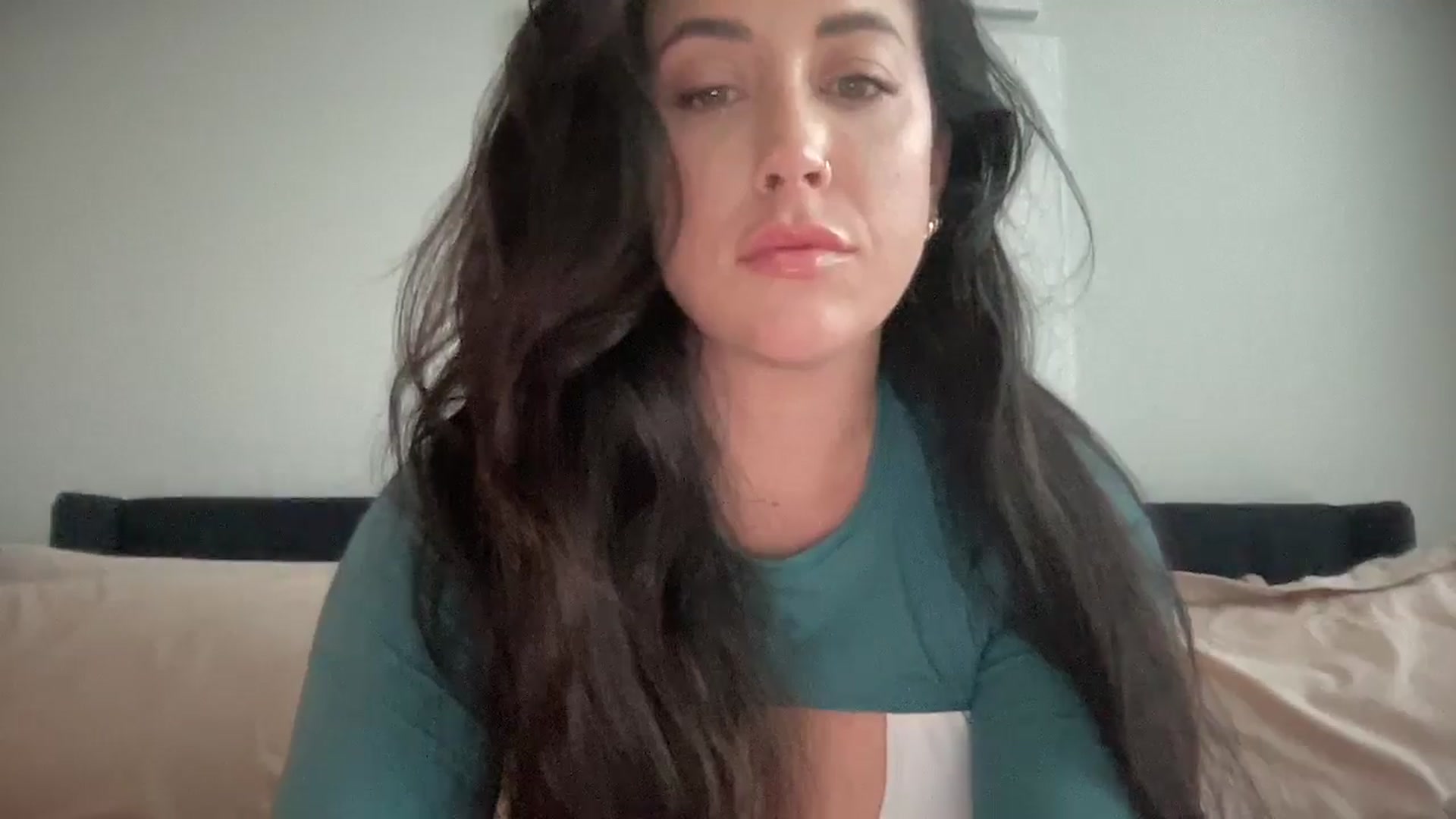 Gallery image thumbnail from EllaCakes's myfreecams stream on, 08/30/2024, 22:24 image 14 of 20