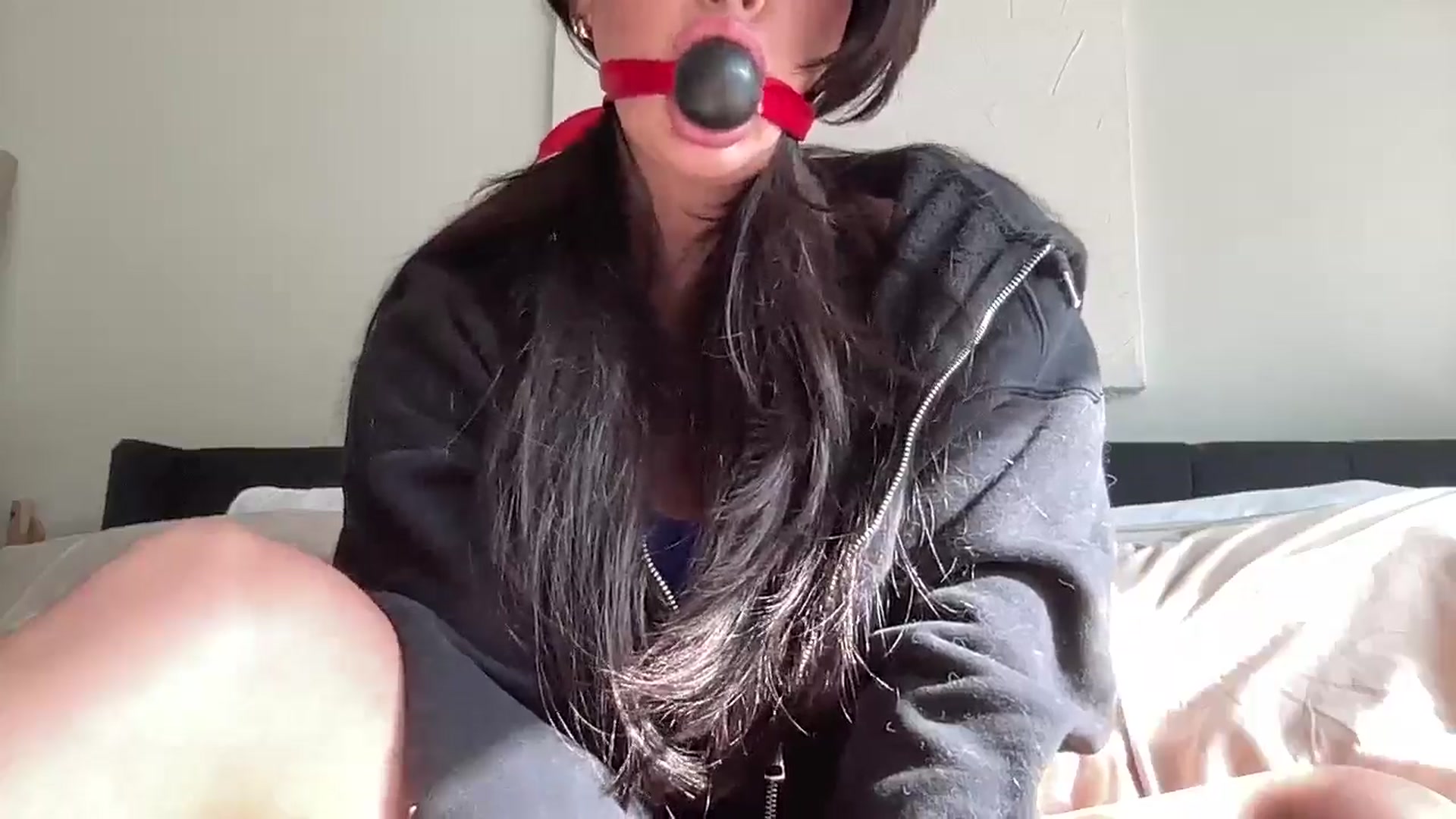 Gallery image thumbnail from EllaCakes's myfreecams stream on, 09/11/2024, 21:09 image 6 of 20