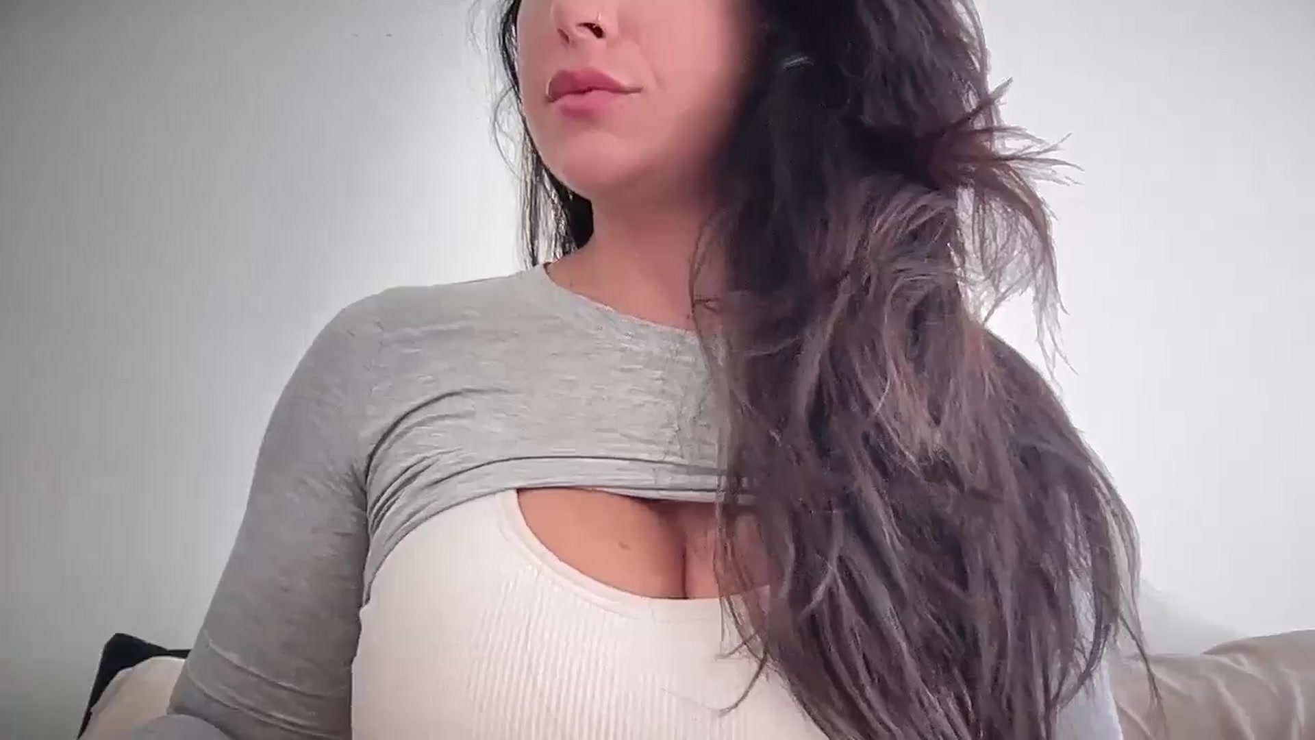 Gallery image thumbnail from EllaCakes's myfreecams stream on, 09/19/2024, 19:56 image 13 of 20