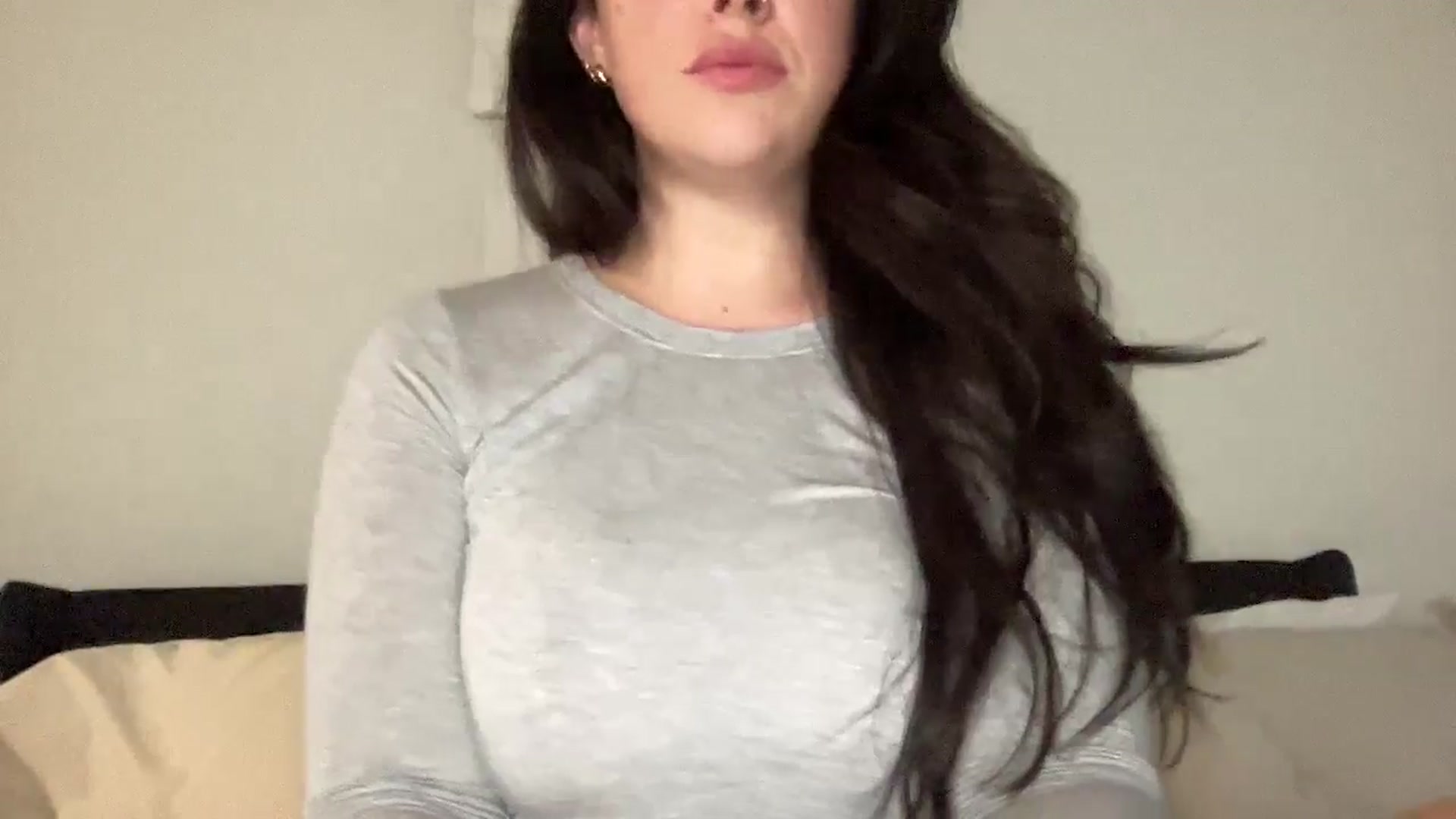 Gallery image thumbnail from EllaCakes's myfreecams stream on, 09/29/2024, 24:04 image 13 of 20