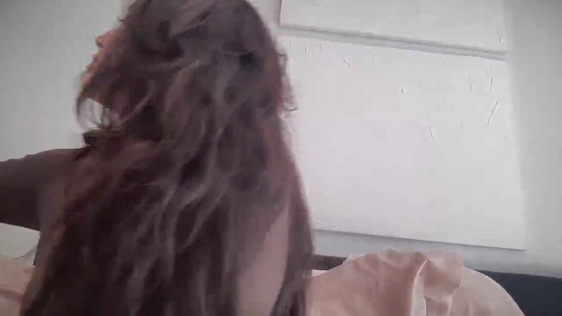 Gallery image thumbnail from EllaCakes's myfreecams stream on, 10/29/2024, 21:09 image 3 of 20