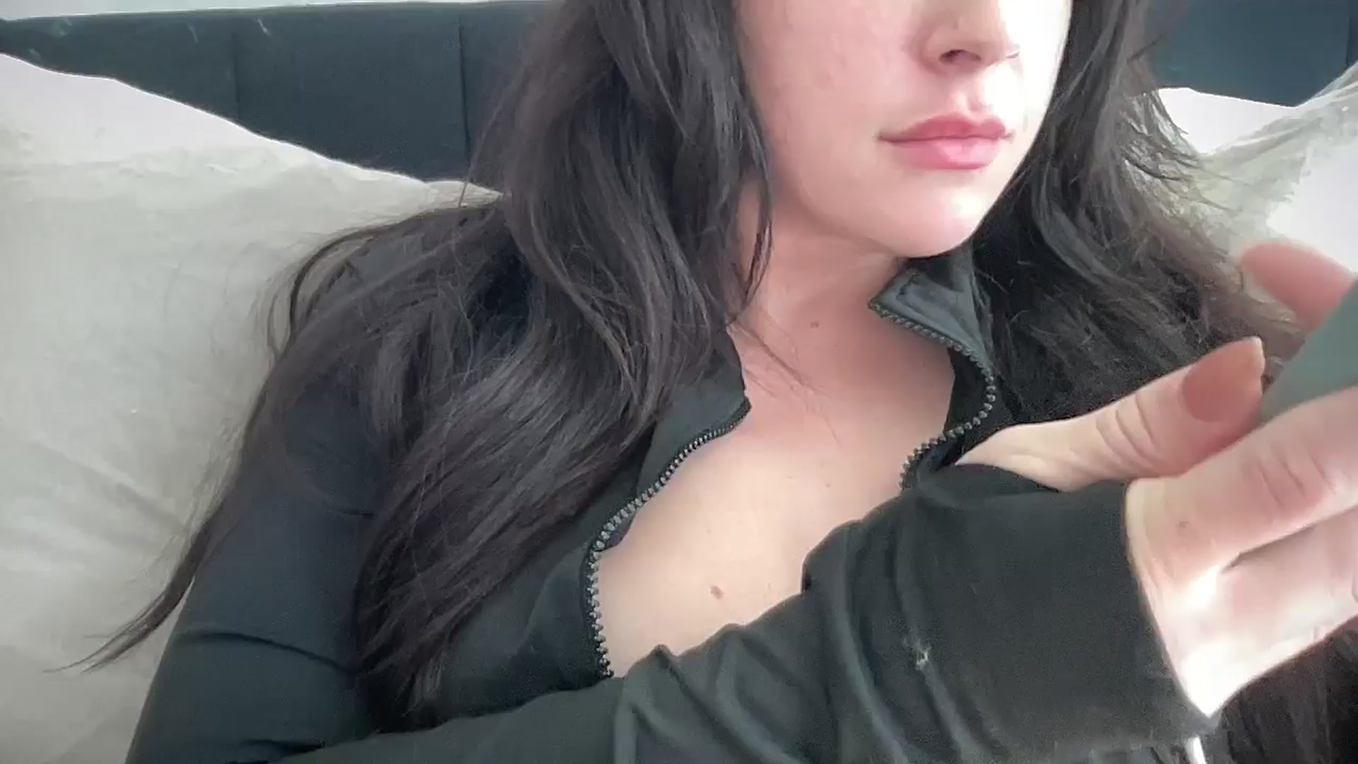 Gallery image thumbnail from EllaCakes's myfreecams stream on, 10/30/2024, 21:31 image 2 of 20