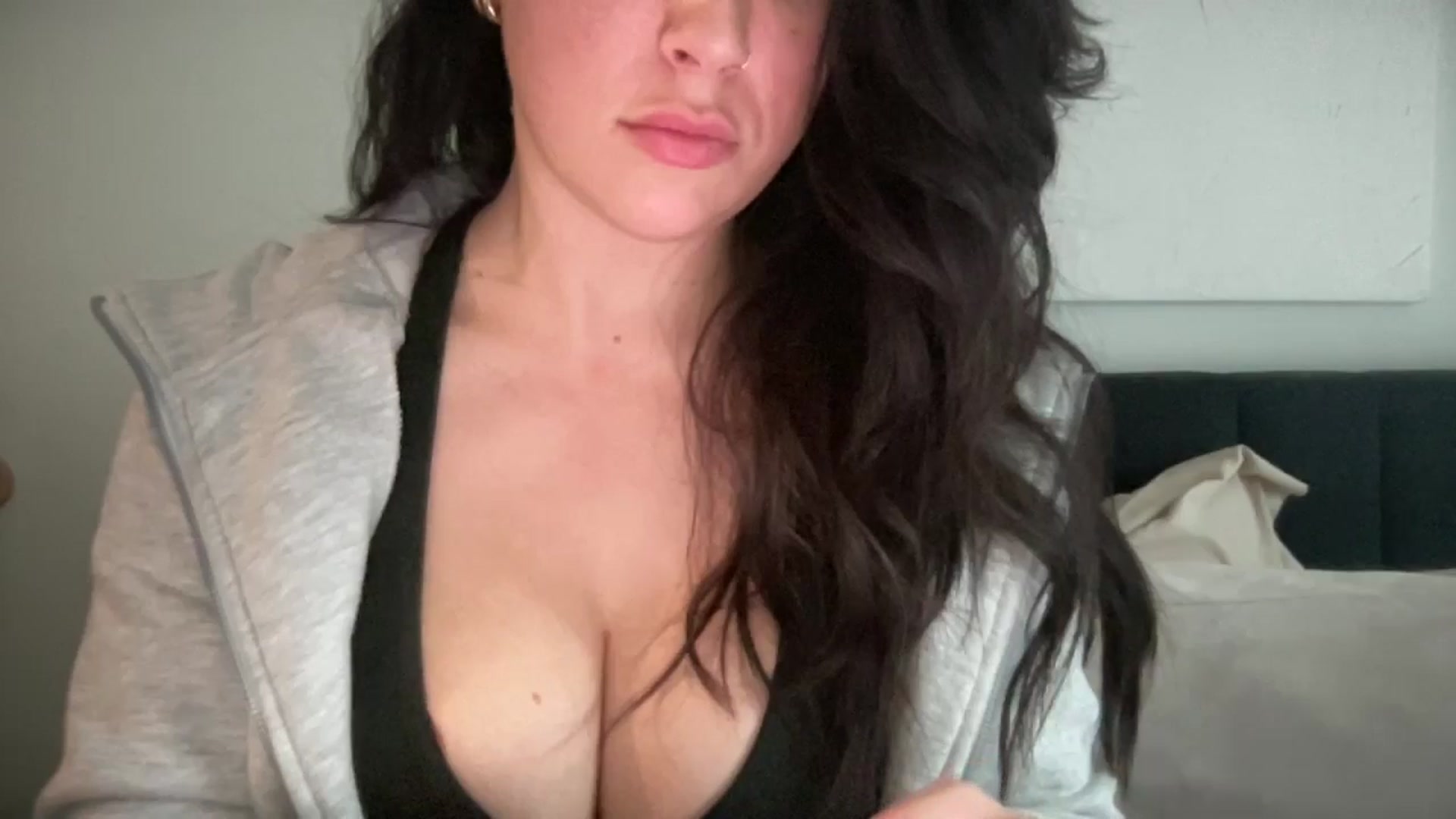 Gallery image thumbnail from EllaCakes's myfreecams stream on, 10/31/2024, 20:09 image 4 of 20