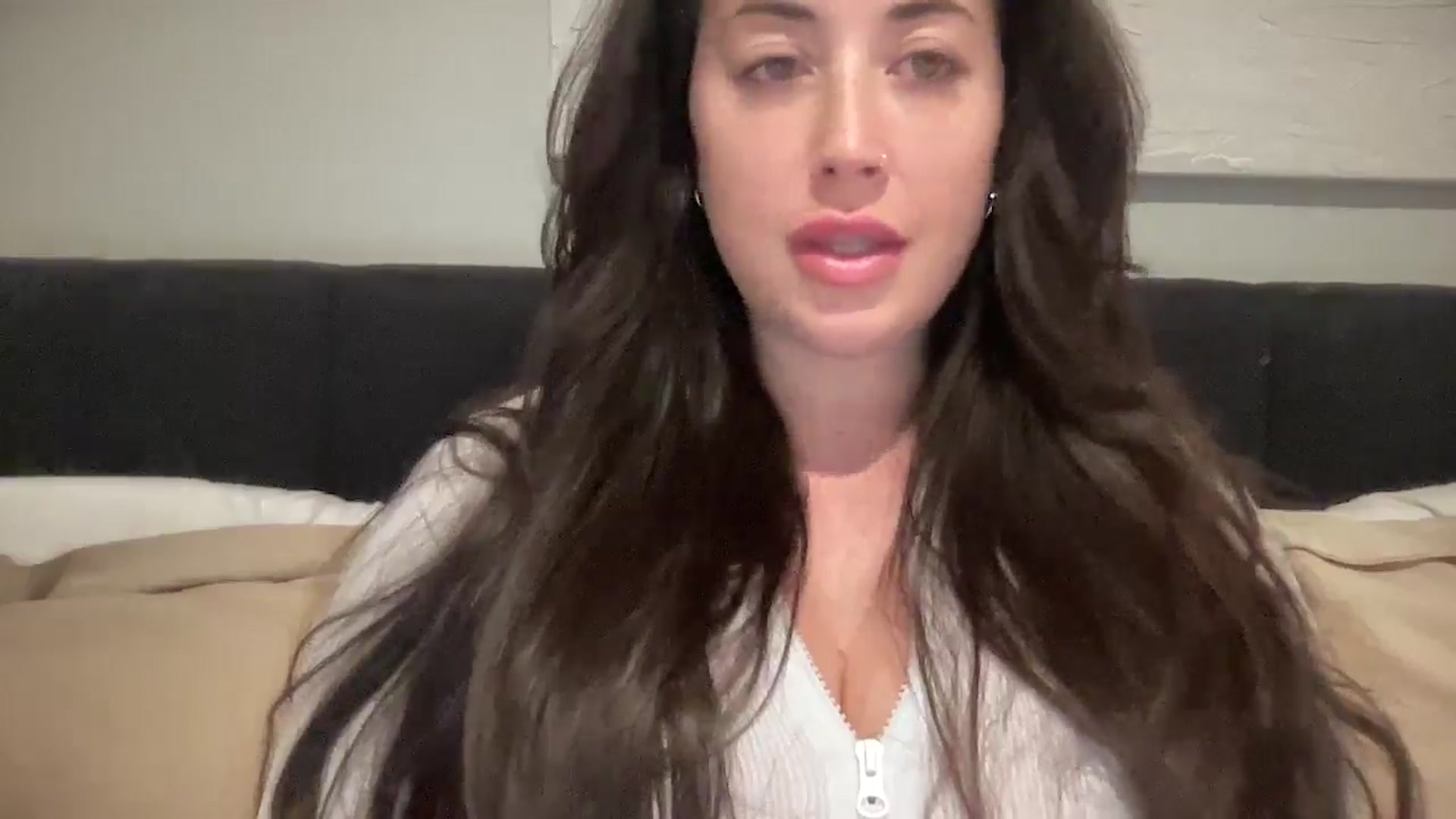 Gallery image thumbnail from EllaCakes's myfreecams stream on, 11/14/2024, 22:42 image 20 of 20