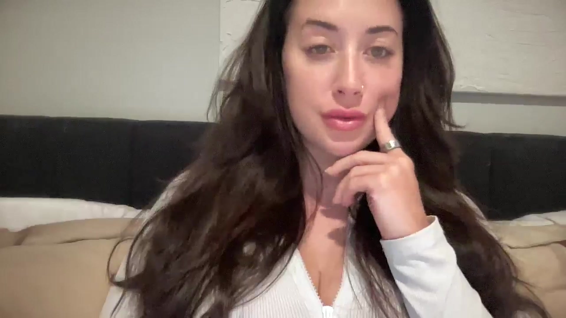 Gallery image thumbnail from EllaCakes's myfreecams stream on, 11/14/2024, 22:42 image 7 of 20