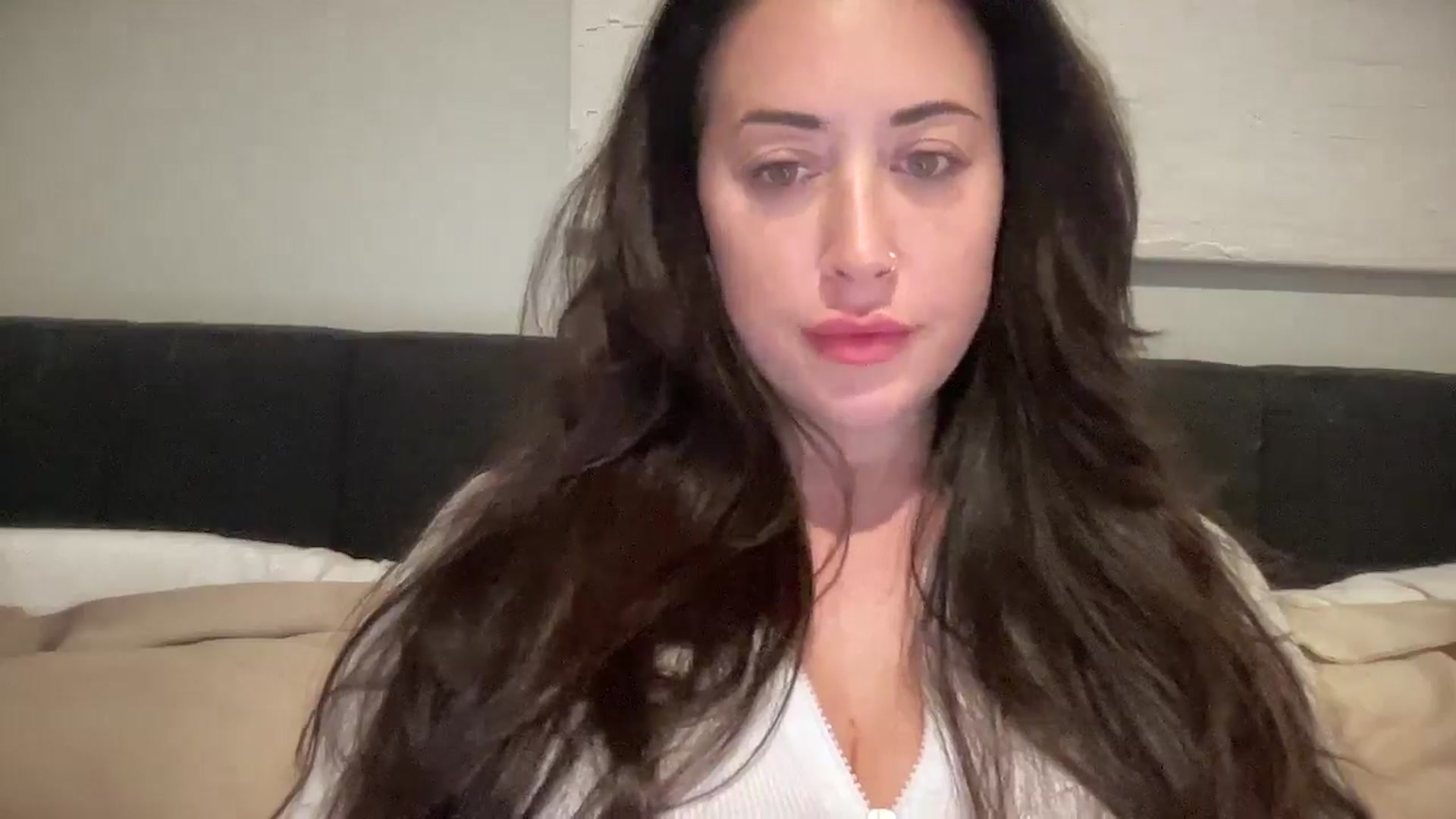 Gallery image thumbnail from EllaCakes's myfreecams stream on, 11/14/2024, 22:42 image 12 of 20