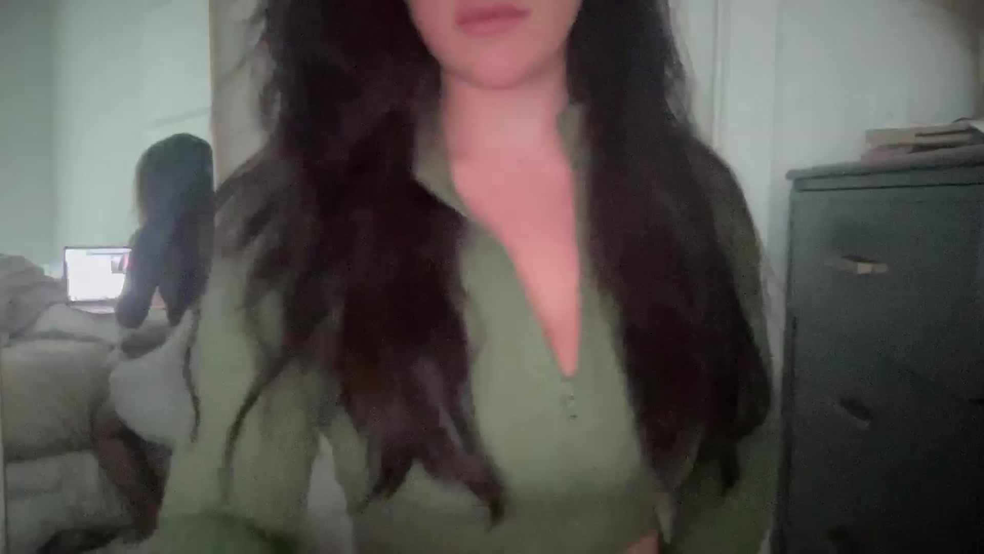 Gallery image thumbnail from EllaCakes's myfreecams stream on, 12/02/2024, 20:00 image 20 of 20