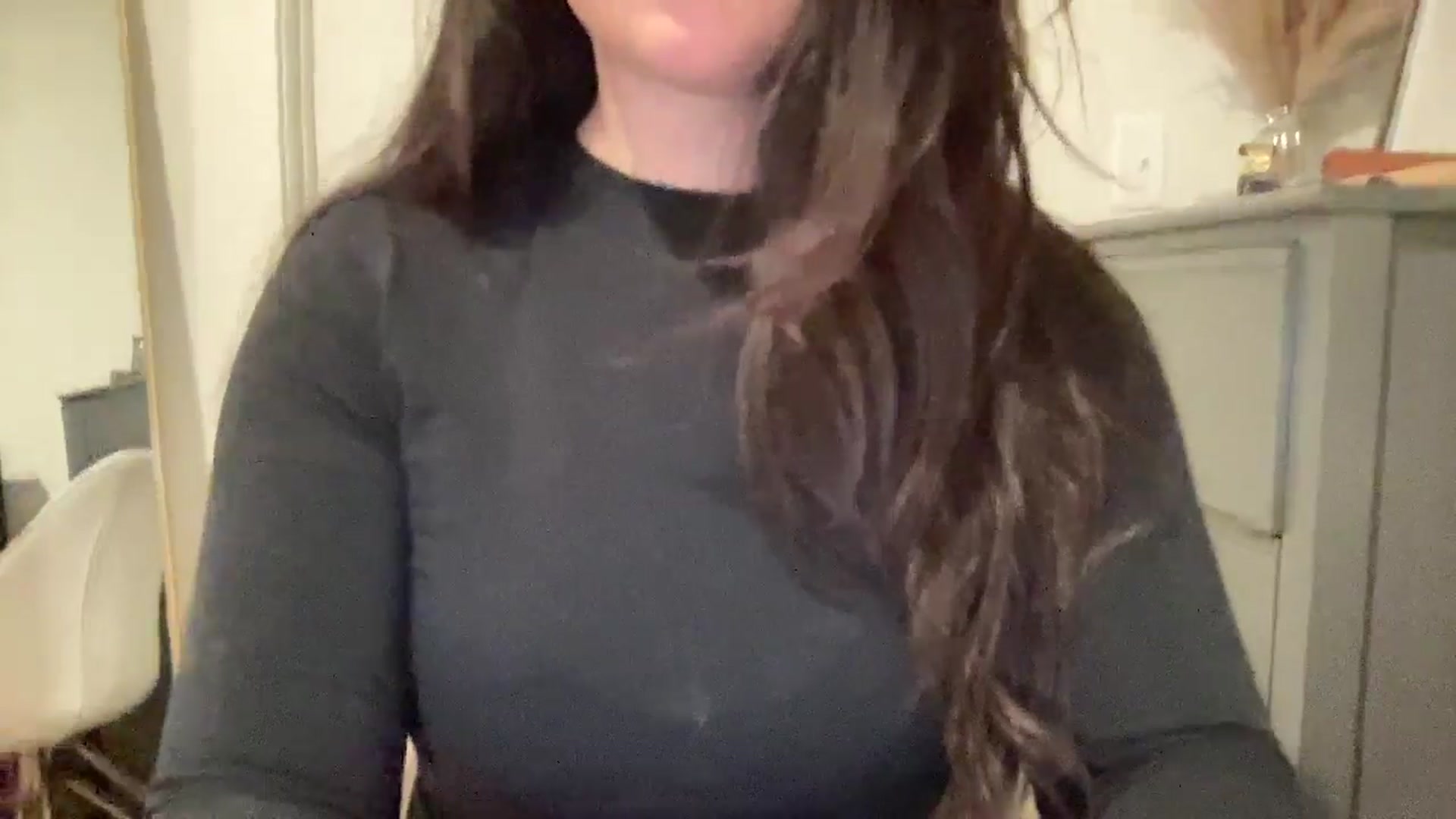 Gallery image thumbnail from EllaCakes's myfreecams stream on, 12/27/2024, 03:16 image 10 of 20