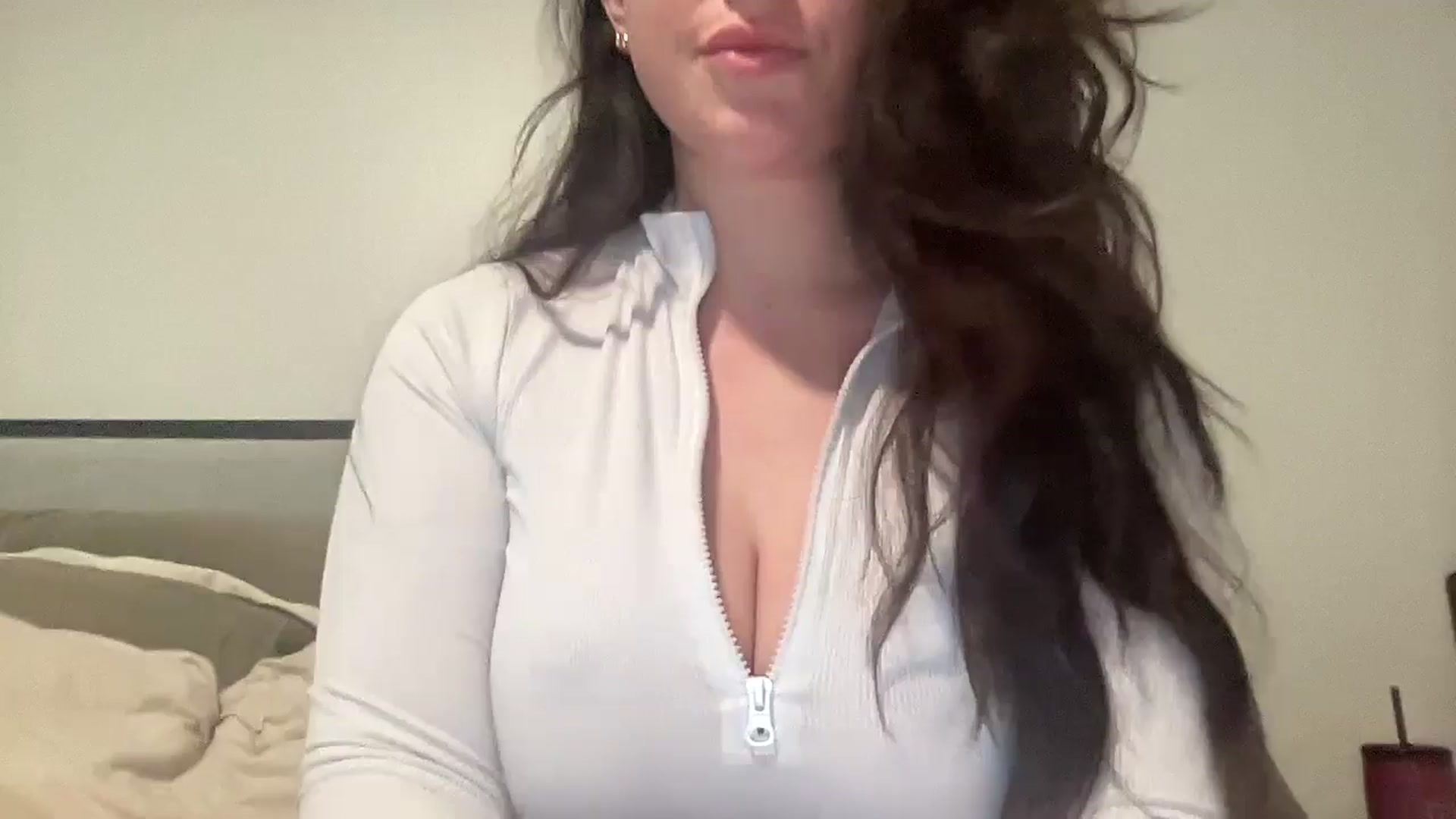 Gallery image thumbnail from EllaCakes's myfreecams stream on, 01/23/2025, 19:33 image 7 of 20