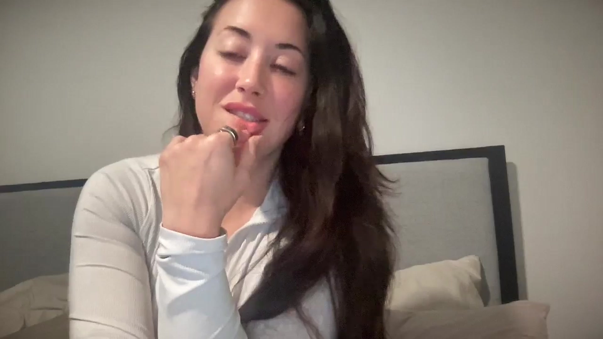 Gallery image thumbnail from EllaCakes's myfreecams stream on, 01/27/2025, 18:27 image 10 of 20