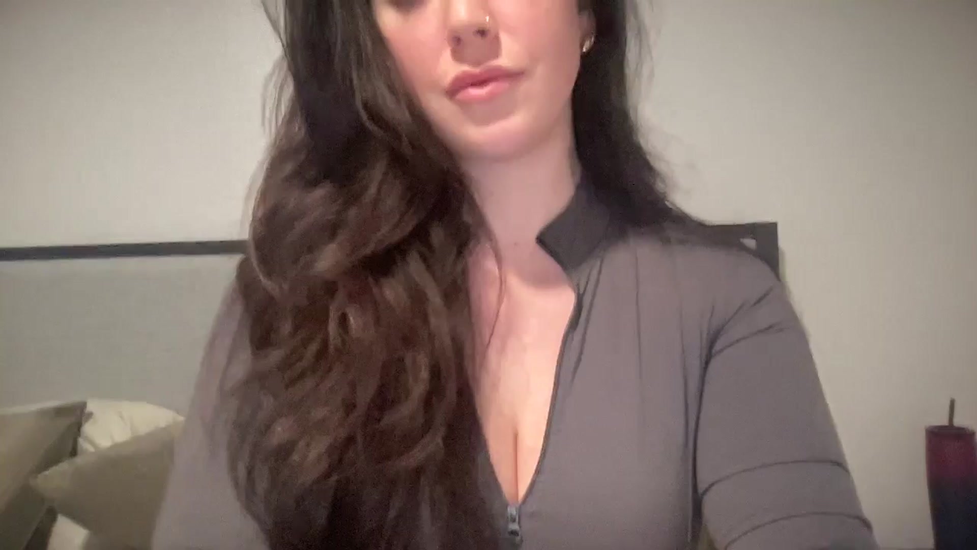 Gallery image thumbnail from EllaCakes's myfreecams stream on, 01/30/2025, 17:55 image 4 of 20
