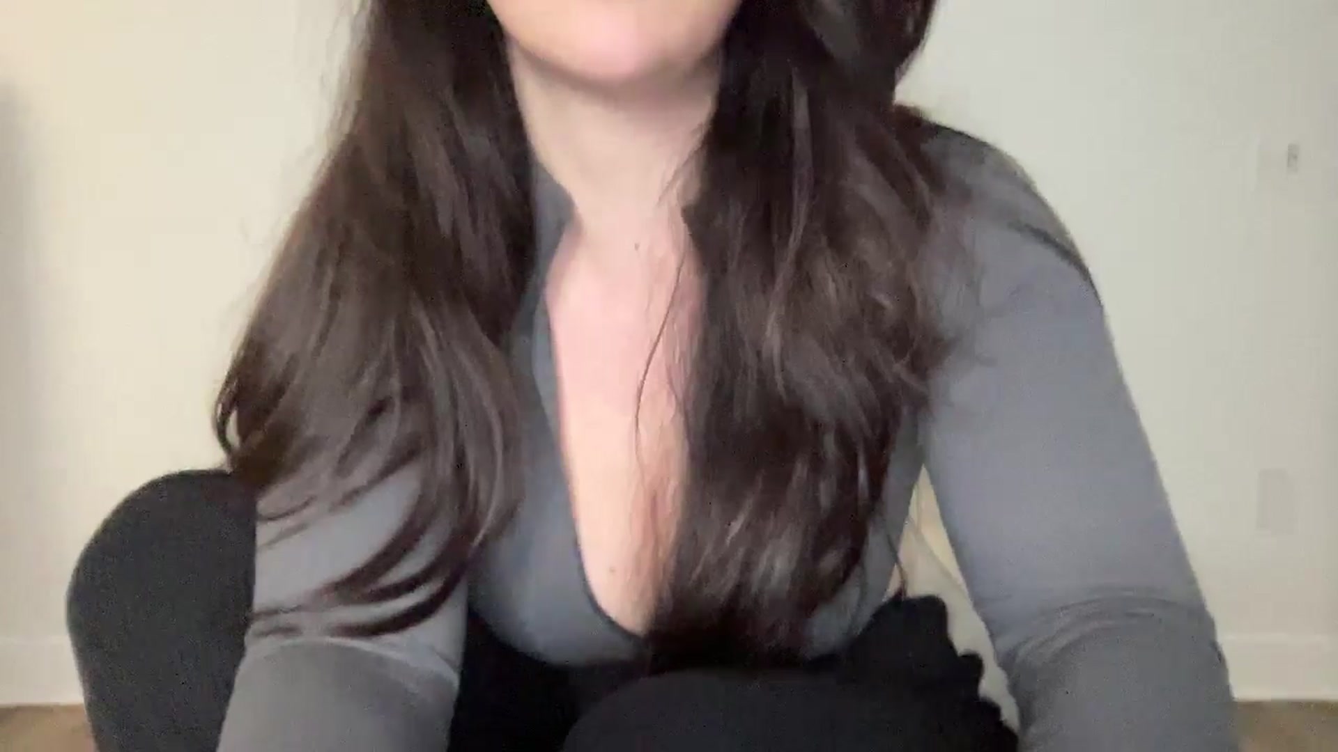 Gallery image thumbnail from EllaCakes's myfreecams stream on, 01/30/2025, 21:53 image 12 of 20