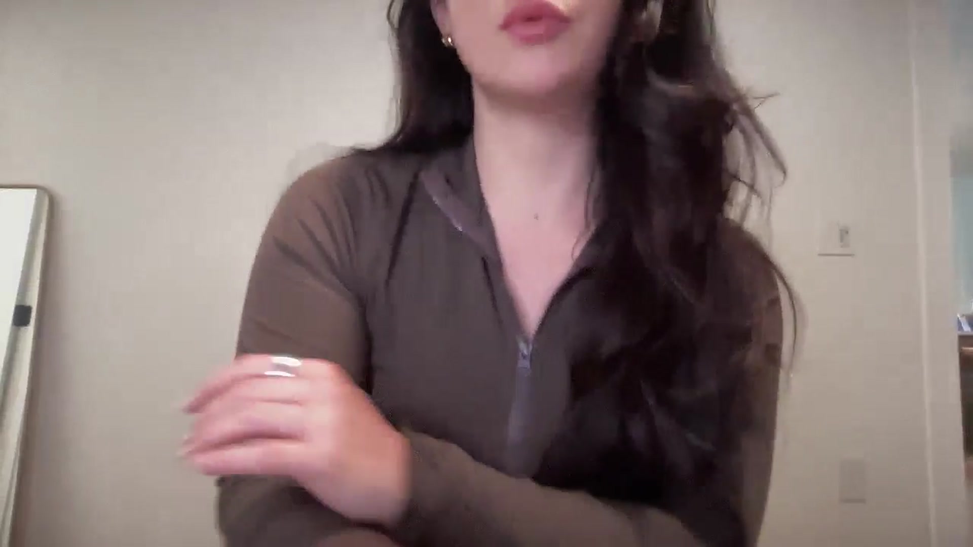 Gallery image thumbnail from EllaCakes's myfreecams stream on, 01/31/2025, 17:04 image 13 of 20