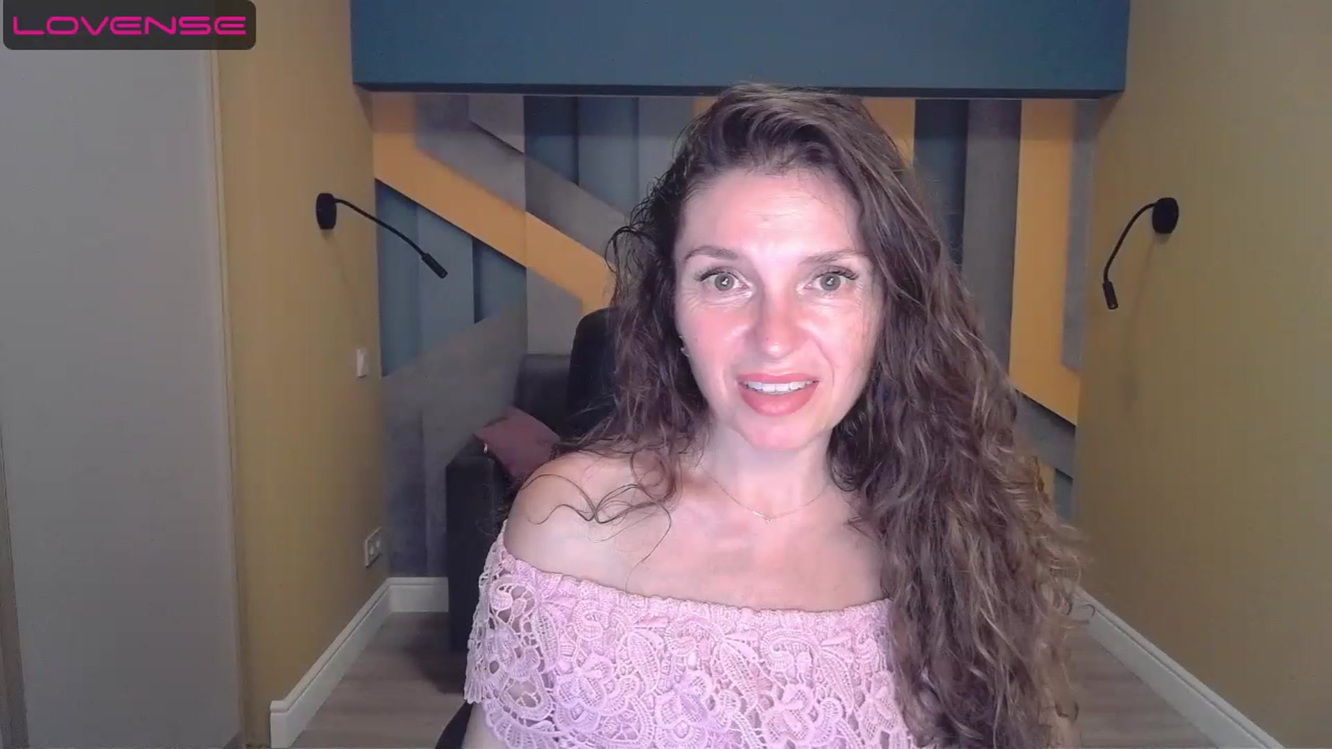 Gallery image thumbnail from EllaLong's myfreecams stream on, 07/13/2023, 12:33 image 6 of 20