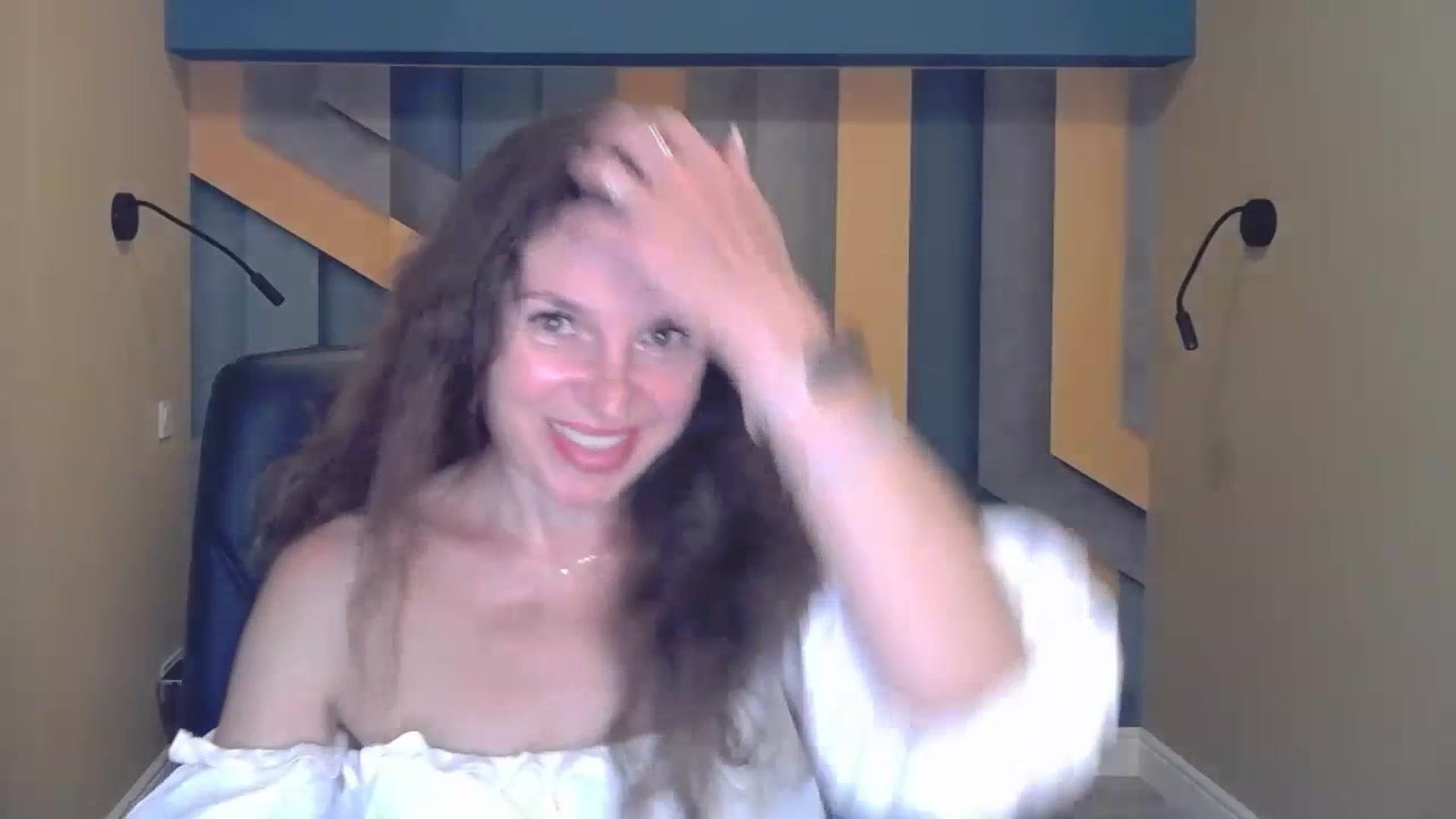 Gallery image thumbnail from EllaLong's myfreecams stream on, 07/14/2023, 12:15 image 15 of 20