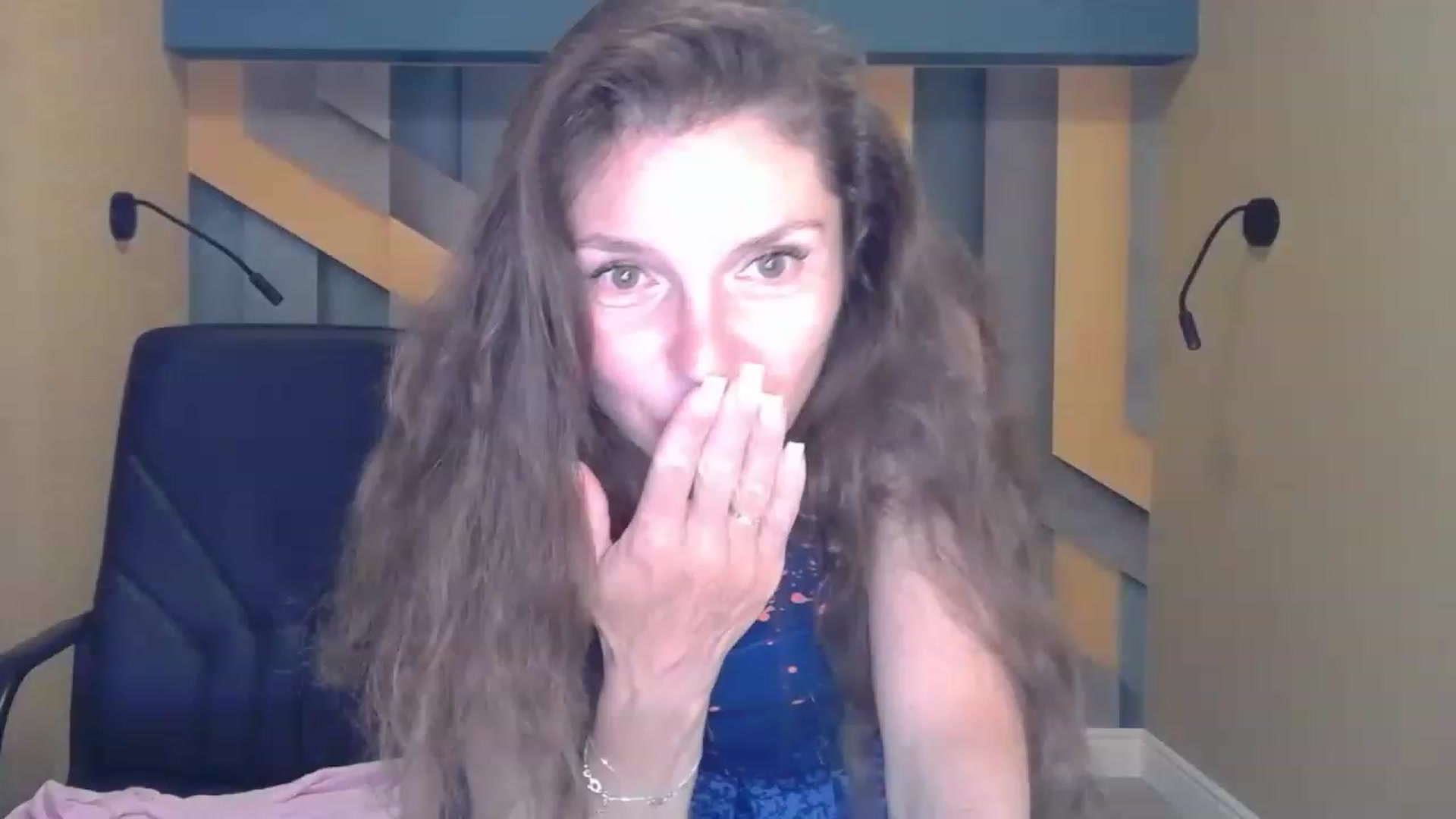 Gallery image thumbnail from EllaLong's myfreecams stream on, 07/14/2023, 12:59 image 7 of 20