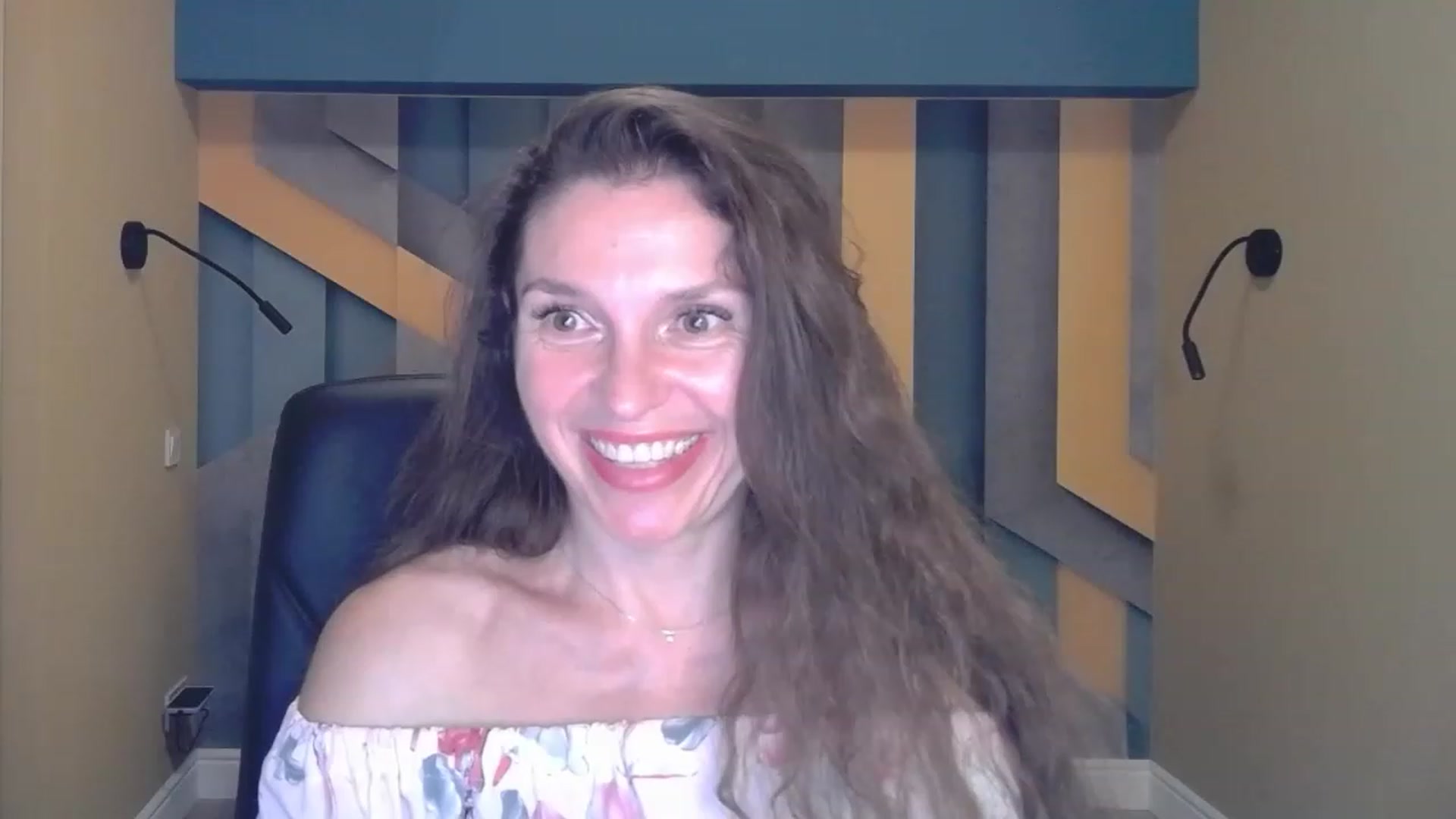 Gallery image thumbnail from EllaLong's myfreecams stream on, 07/14/2023, 14:37 image 3 of 20