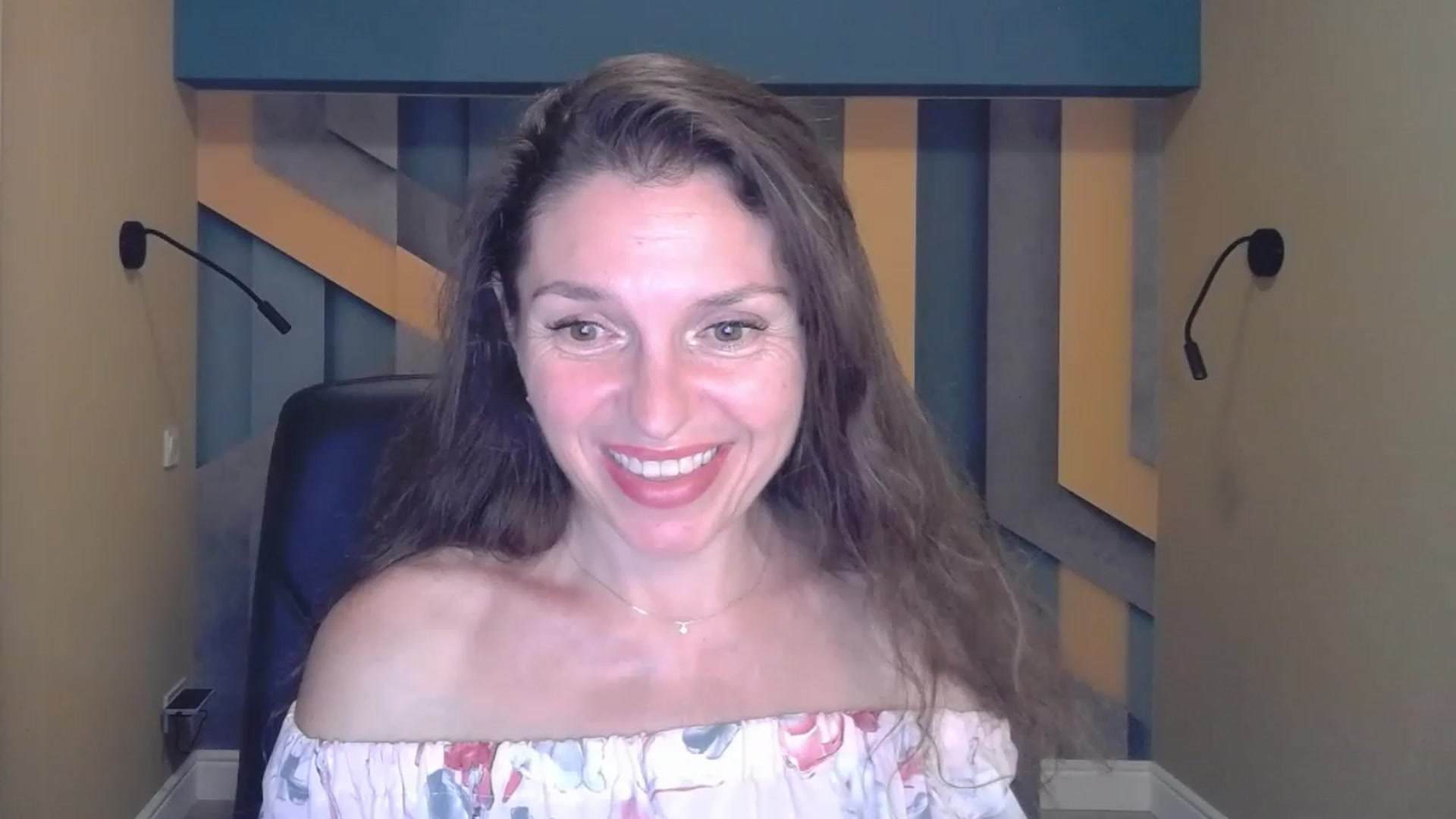 Gallery image thumbnail from EllaLong's myfreecams stream on, 07/14/2023, 14:37 image 1 of 20