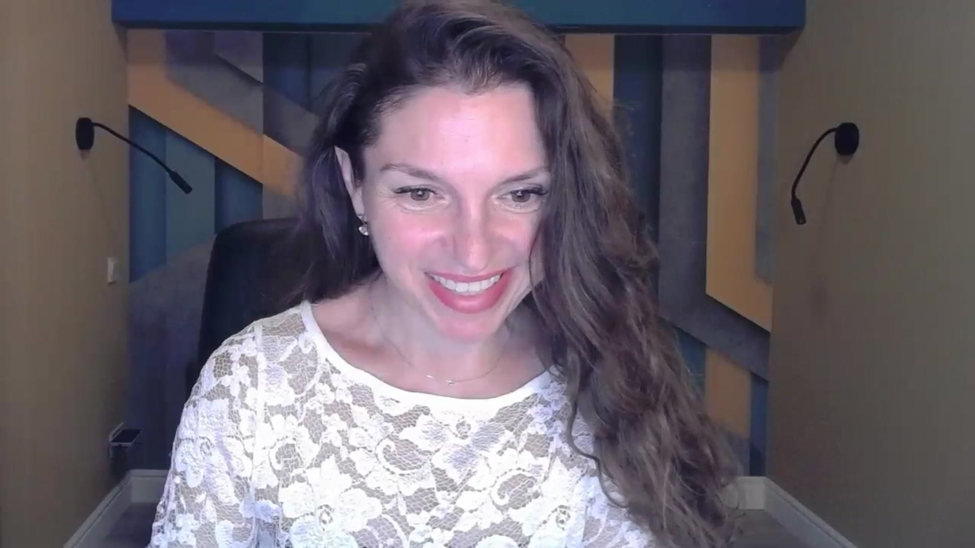 Gallery image thumbnail from EllaLong's myfreecams stream on, 07/15/2023, 13:09 image 14 of 20