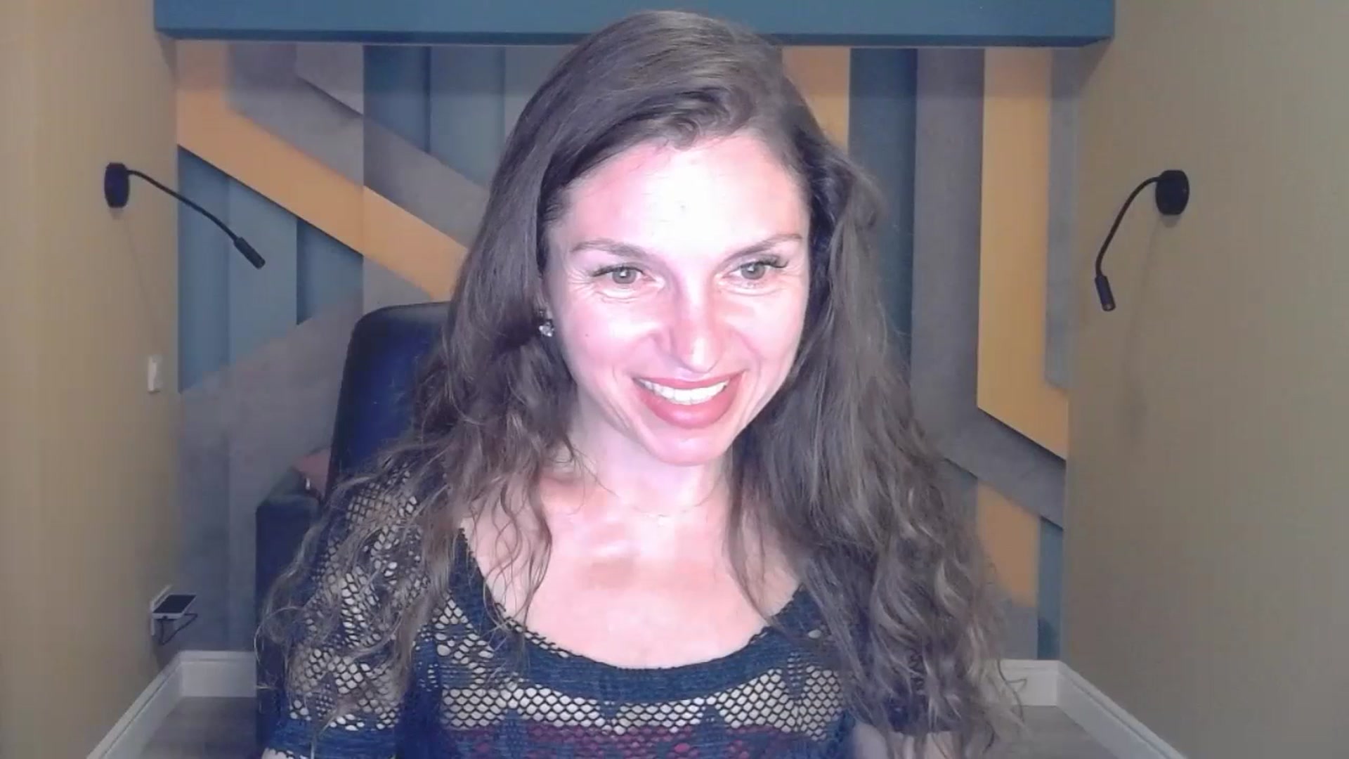 Gallery image thumbnail from EllaLong's myfreecams stream on, 07/15/2023, 13:09 image 3 of 20