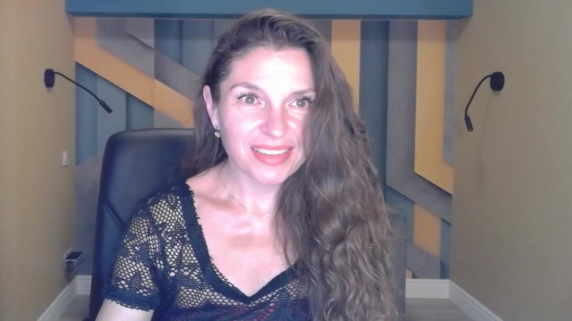 Gallery image thumbnail from EllaLong's myfreecams stream on, 07/15/2023, 13:09 image 7 of 20