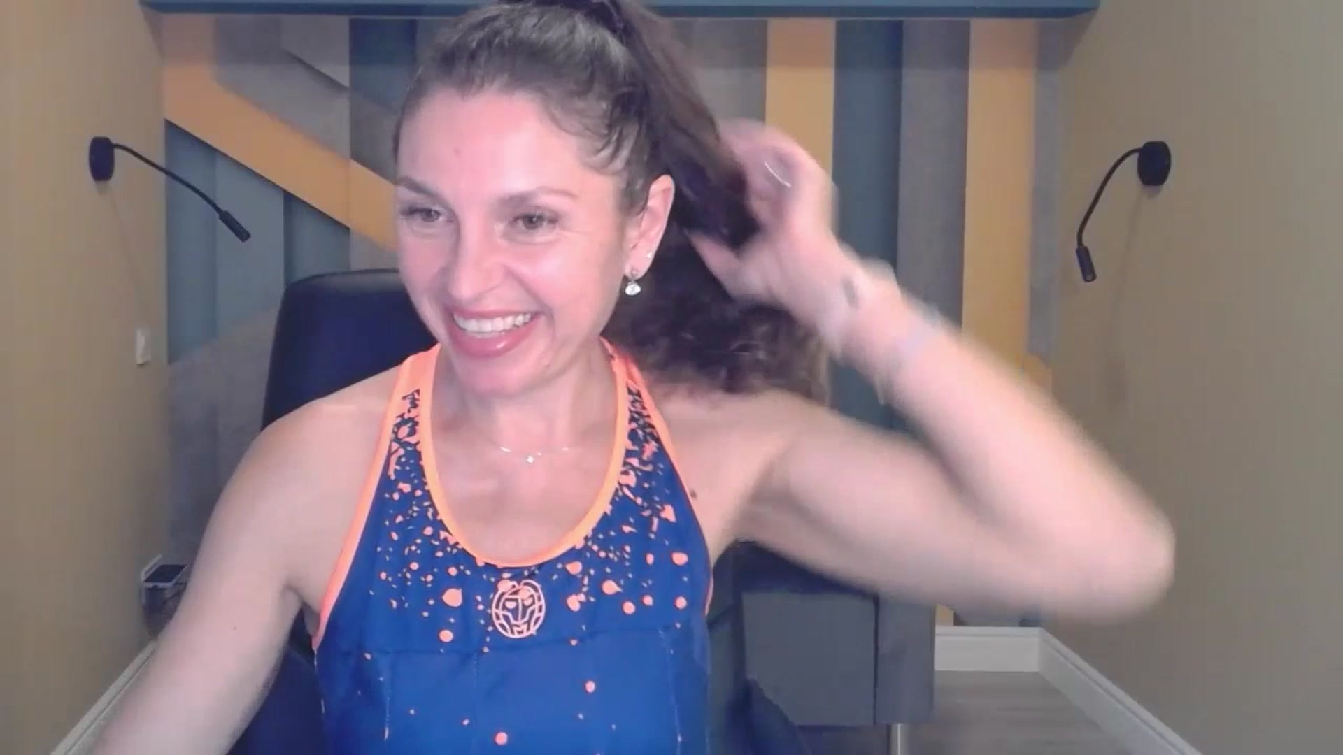 Gallery image thumbnail from EllaLong's myfreecams stream on, 07/15/2023, 16:08 image 3 of 20